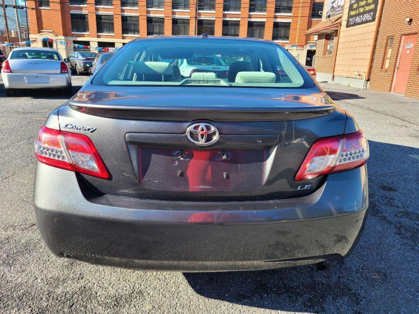 2010 GRAY TOYOTA CAMRY BASE (4T1BF3EK2AU) with an 2.5L engine, Automatic transmission, located at 117 North Cameron Street, Harrisburg, PA, 17101, (717) 963-8962, 40.266762, -76.875259 - WE FINANCE!!! Good Credit/ Bad Credit/ No Credit - ALL Trade-Ins Welcomed!!! ***Guaranteed Credit Approval*** APPLY ONLINE or CALL us TODAY ;) Internet Prices and Marketplace Prices are SPECIAL discounted ***CASH DEALS*** Retail Prices are higher. Please call us to discuss your cash and finan - Photo#3