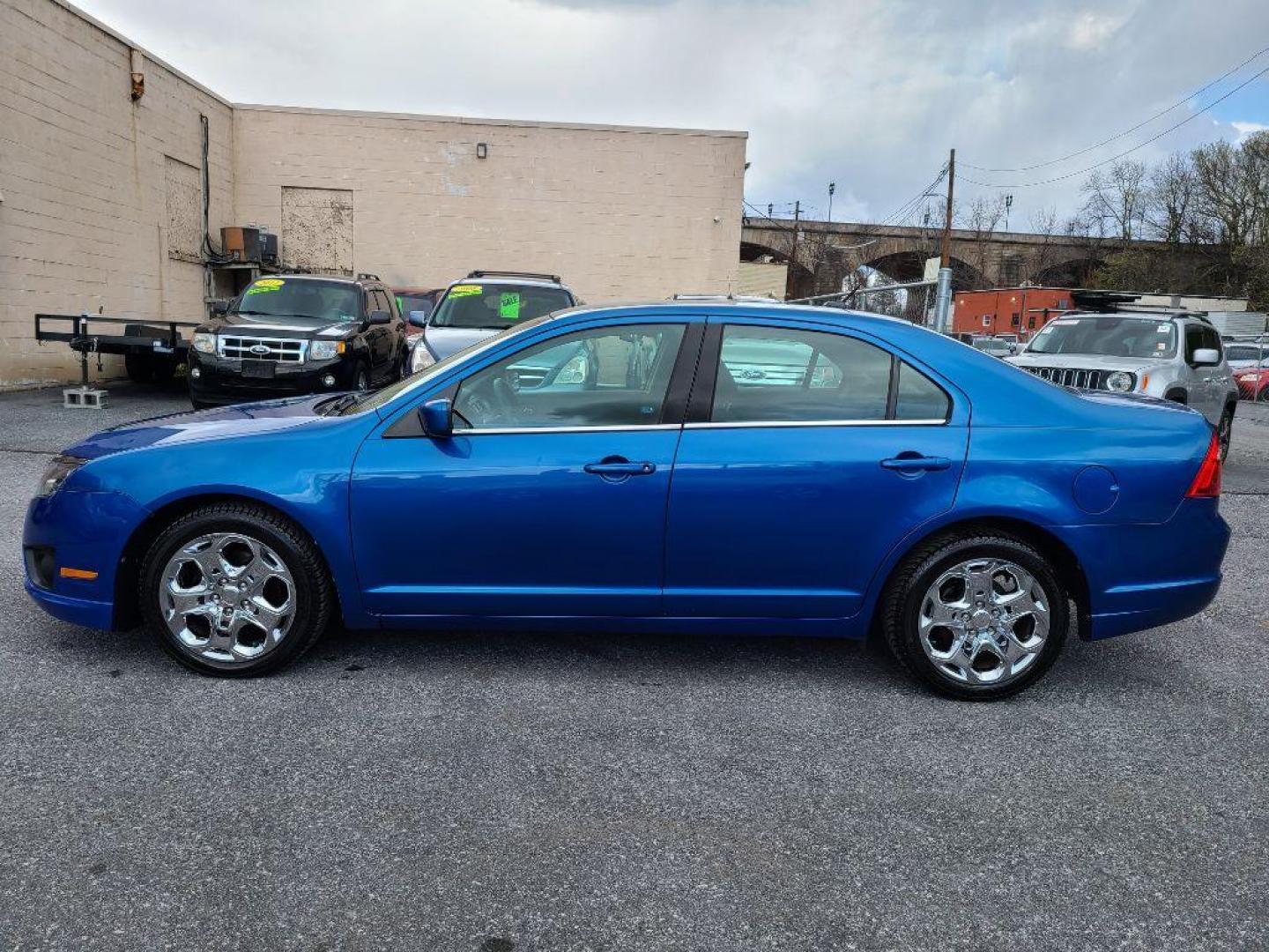 2011 BLUE FORD FUSION SE (3FAHP0HA5BR) with an 2.5L engine, Automatic transmission, located at 7981 Paxton Street, Harrisburg, PA, 17111, (717) 561-2926, 40.261490, -76.749229 - WE FINANCE!!! Good Credit/ Bad Credit/ No Credit - ALL Trade-Ins Welcomed!!! ***Guaranteed Credit Approval*** APPLY ONLINE or CALL us TODAY ;) Internet Prices and Marketplace Prices are SPECIAL discounted ***CASH DEALS*** Retail Prices are higher. Please call us to discuss your cash and finan - Photo#1