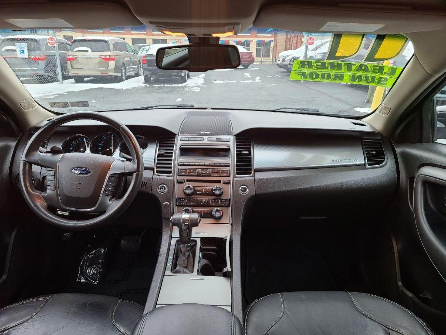 2011 BLACK FORD TAURUS SEL (1FAHP2EW6BG) with an 3.5L engine, Automatic transmission, located at 117 North Cameron Street, Harrisburg, PA, 17101, (717) 963-8962, 40.266762, -76.875259 - WE FINANCE!!! Good Credit/ Bad Credit/ No Credit - ALL Trade-Ins Welcomed!!! ***Guaranteed Credit Approval*** APPLY ONLINE or CALL us TODAY ;) Internet Prices and Marketplace Prices are SPECIAL discounted ***CASH DEALS*** Retail Prices are higher. Please call us to discuss your cash and finan - Photo#9