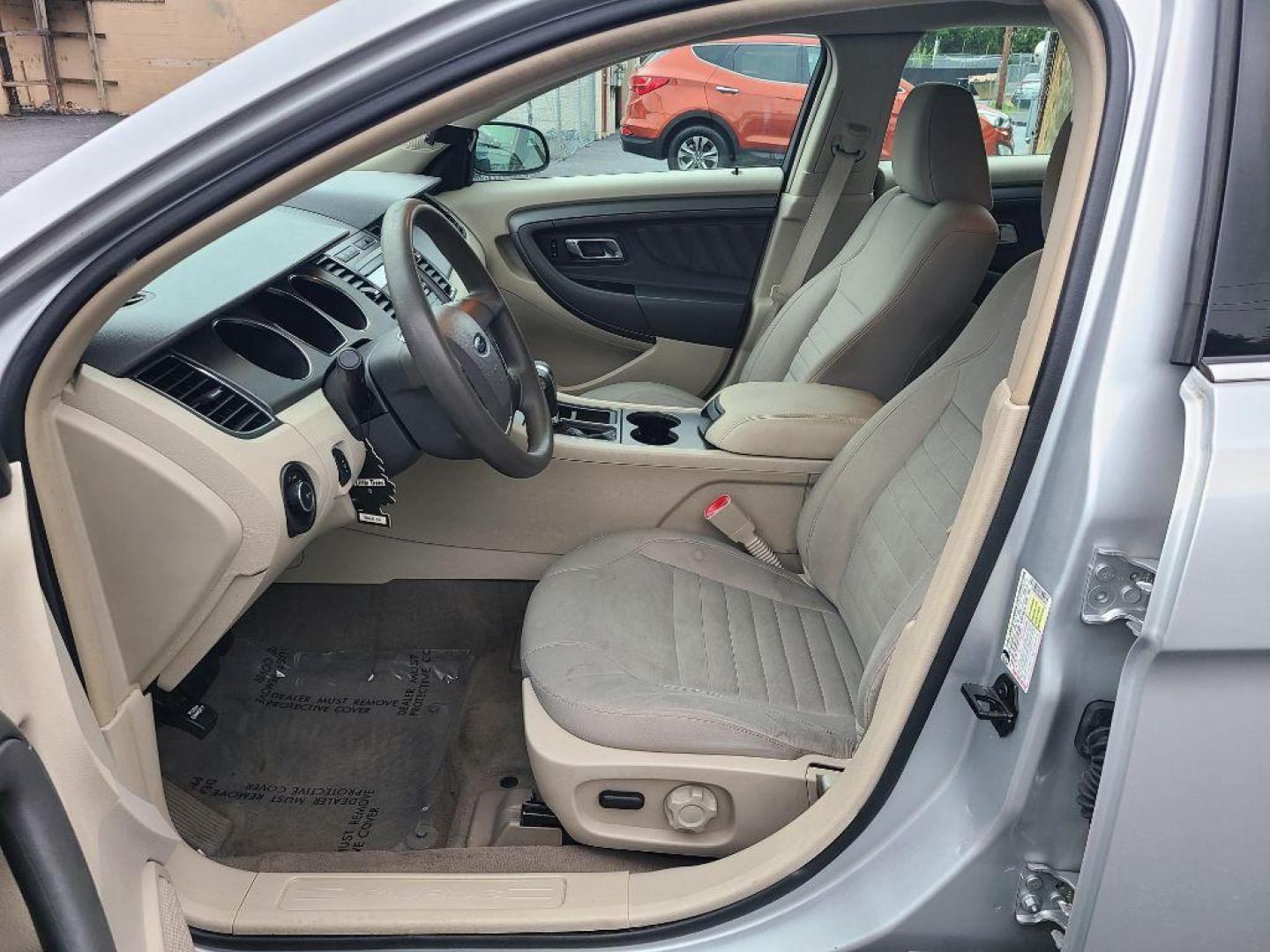 2011 SILVER FORD TAURUS SE (1FAHP2DWXBG) with an 3.5L engine, Automatic transmission, located at 117 North Cameron Street, Harrisburg, PA, 17101, (717) 963-8962, 40.266762, -76.875259 - WE FINANCE!!! Good Credit/ Bad Credit/ No Credit - ALL Trade-Ins Welcomed!!! ***Guaranteed Credit Approval*** APPLY ONLINE or CALL us TODAY ;) Internet Prices and Marketplace Prices are SPECIAL discounted ***CASH DEALS*** Retail Prices are higher. Please call us to discuss your cash and finan - Photo#12