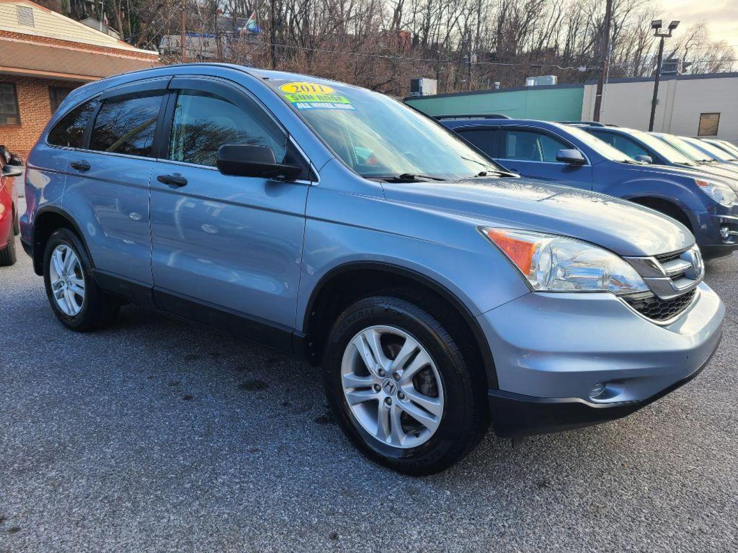 2011 BLUE HONDA CR-V EX (3CZRE4H54BG) with an 2.4L engine, Automatic transmission, located at 117 North Cameron Street, Harrisburg, PA, 17101, (717) 963-8962, 40.266762, -76.875259 - WE FINANCE!!! Good Credit/ Bad Credit/ No Credit - ALL Trade-Ins Welcomed!!! ***Guaranteed Credit Approval*** APPLY ONLINE or CALL us TODAY ;) Internet Prices and Marketplace Prices are SPECIAL discounted ***CASH DEALS*** Retail Prices are higher. Please call us to discuss your cash and finan - Photo#6