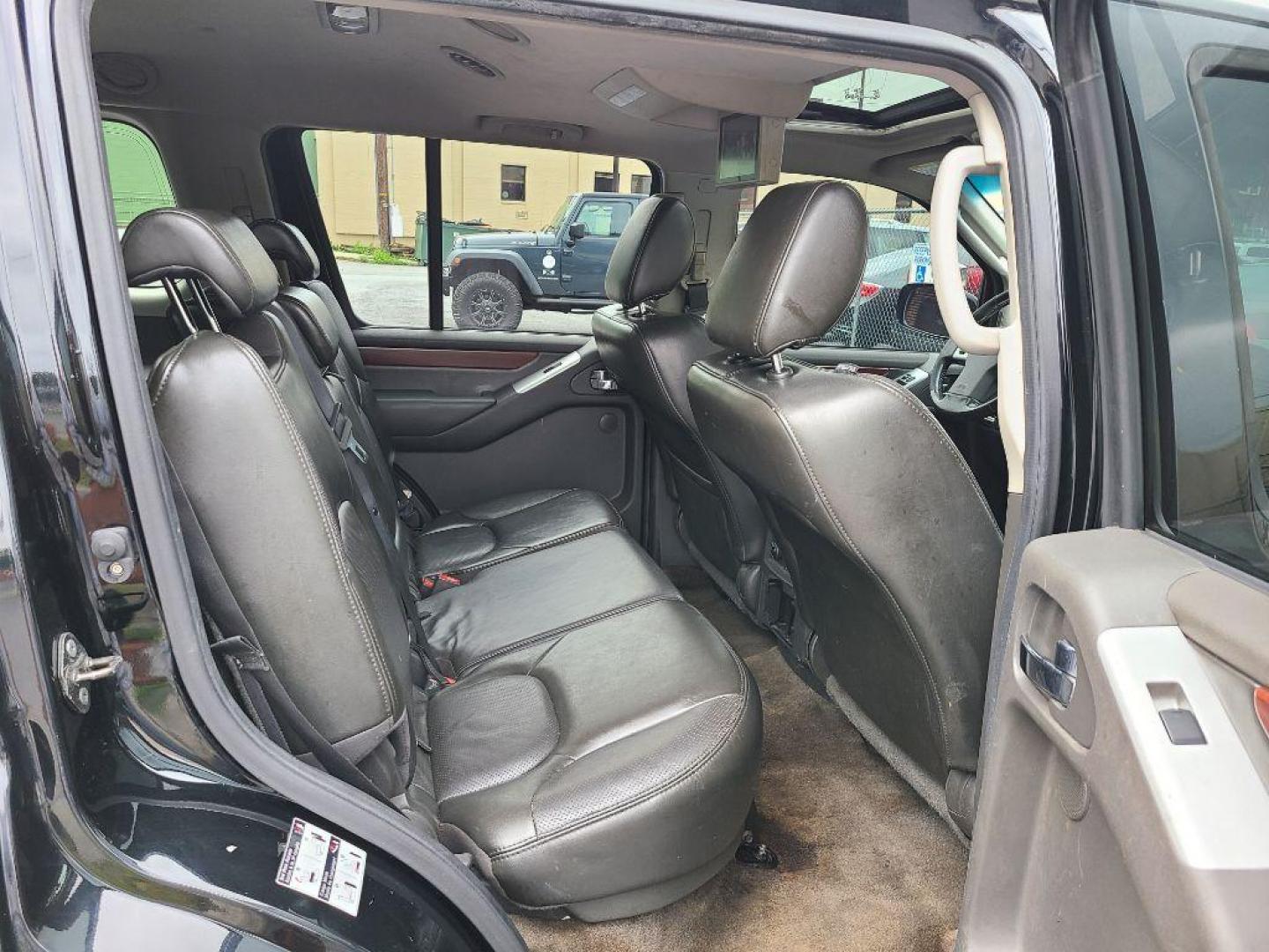 2011 BLACK NISSAN PATHFINDER S (5N1AR1NB0BC) with an 4.0L engine, Automatic transmission, located at 117 North Cameron Street, Harrisburg, PA, 17101, (717) 963-8962, 40.266762, -76.875259 - WE FINANCE!!! Good Credit/ Bad Credit/ No Credit - ALL Trade-Ins Welcomed!!! ***Guaranteed Credit Approval*** APPLY ONLINE or CALL us TODAY ;) Internet Prices and Marketplace Prices are SPECIAL discounted ***CASH DEALS*** Retail Prices are higher. Please call us to discuss your cash and finan - Photo#12