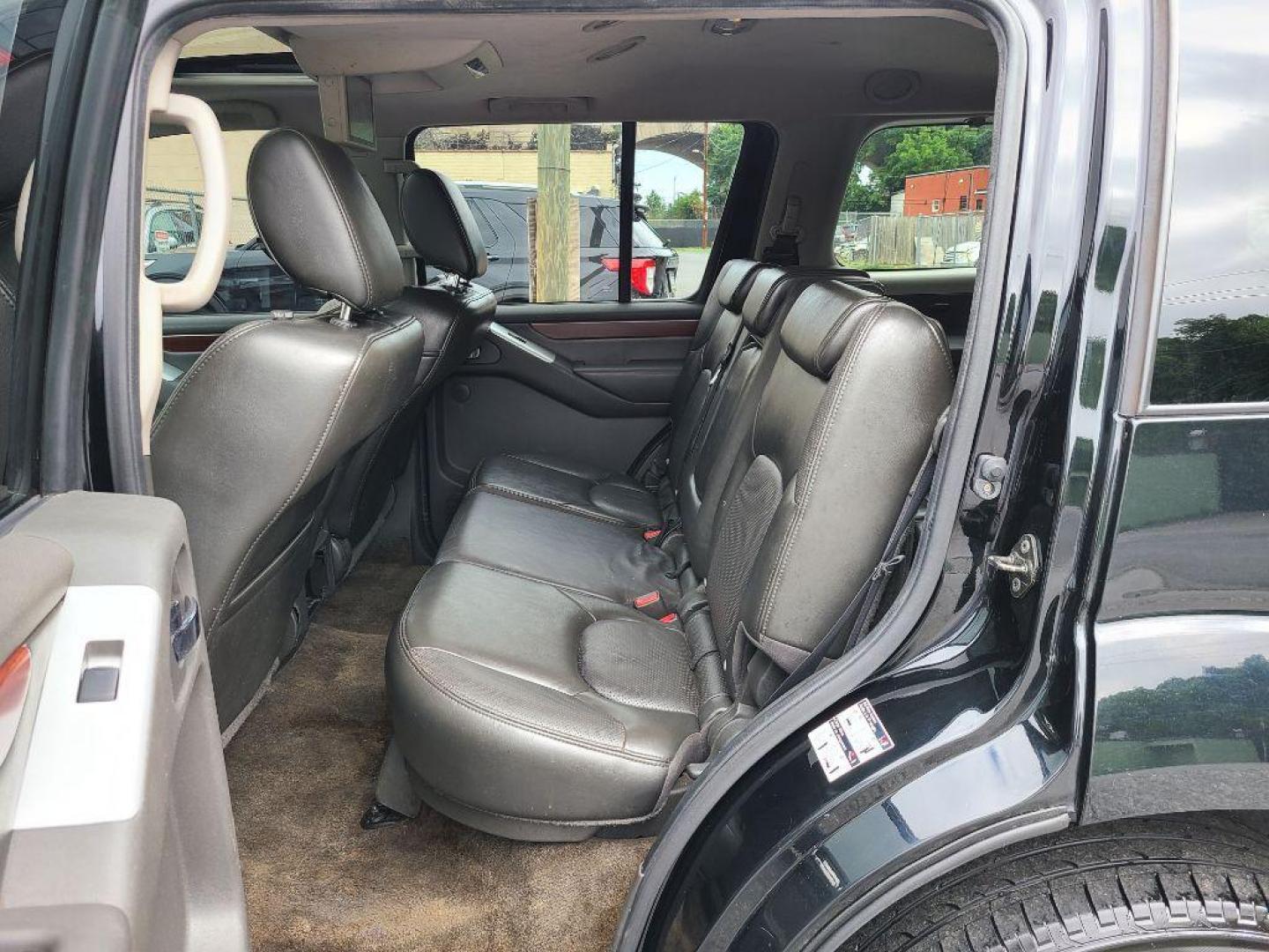 2011 BLACK NISSAN PATHFINDER S (5N1AR1NB0BC) with an 4.0L engine, Automatic transmission, located at 117 North Cameron Street, Harrisburg, PA, 17101, (717) 963-8962, 40.266762, -76.875259 - WE FINANCE!!! Good Credit/ Bad Credit/ No Credit - ALL Trade-Ins Welcomed!!! ***Guaranteed Credit Approval*** APPLY ONLINE or CALL us TODAY ;) Internet Prices and Marketplace Prices are SPECIAL discounted ***CASH DEALS*** Retail Prices are higher. Please call us to discuss your cash and finan - Photo#15