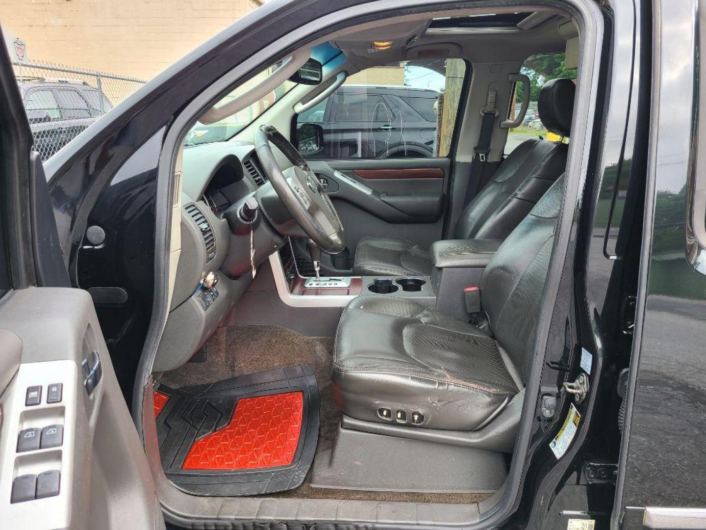 2011 BLACK NISSAN PATHFINDER S (5N1AR1NB0BC) with an 4.0L engine, Automatic transmission, located at 117 North Cameron Street, Harrisburg, PA, 17101, (717) 963-8962, 40.266762, -76.875259 - WE FINANCE!!! Good Credit/ Bad Credit/ No Credit - ALL Trade-Ins Welcomed!!! ***Guaranteed Credit Approval*** APPLY ONLINE or CALL us TODAY ;) Internet Prices and Marketplace Prices are SPECIAL discounted ***CASH DEALS*** Retail Prices are higher. Please call us to discuss your cash and finan - Photo#16