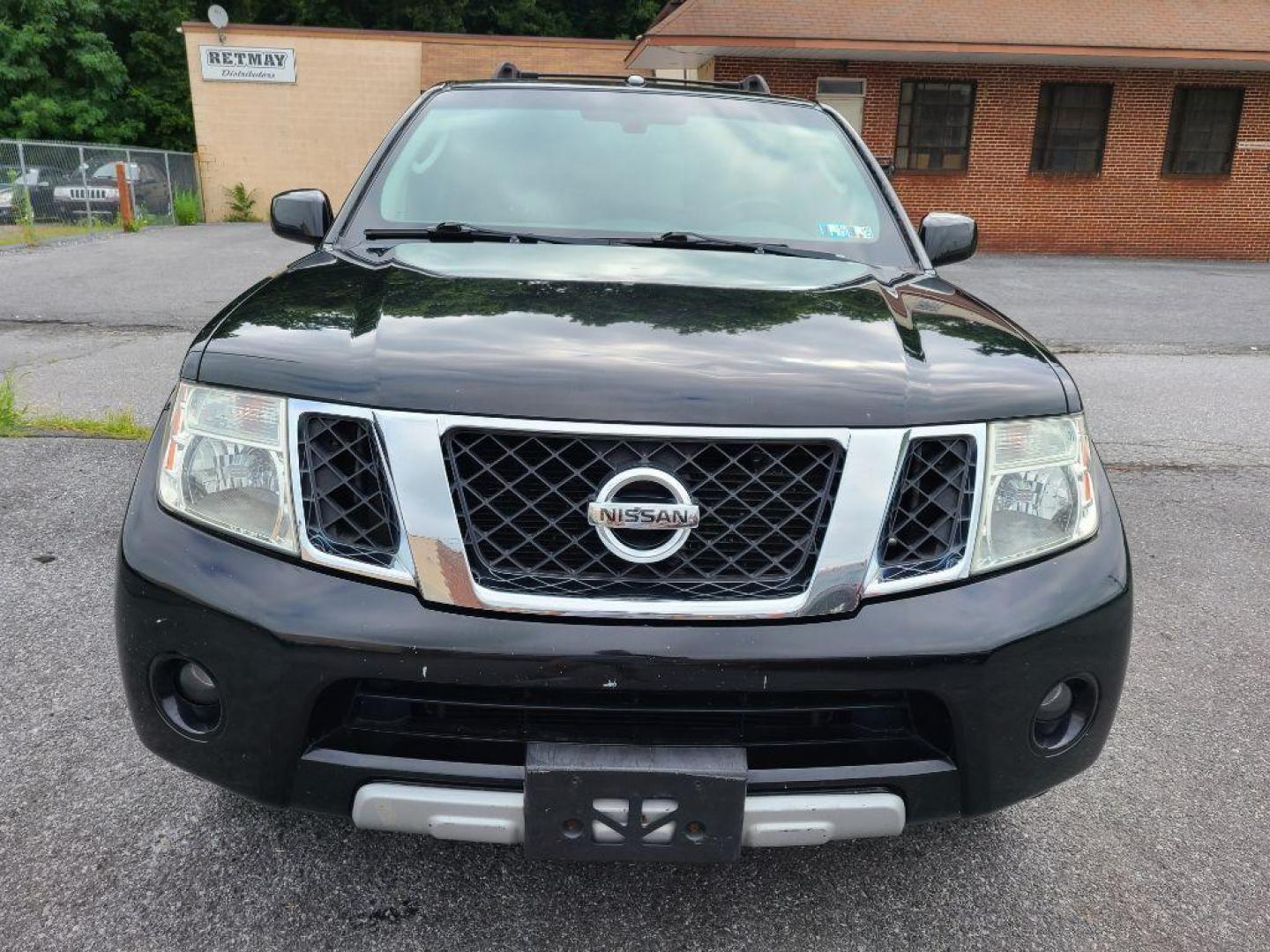 2011 BLACK NISSAN PATHFINDER S (5N1AR1NB0BC) with an 4.0L engine, Automatic transmission, located at 117 North Cameron Street, Harrisburg, PA, 17101, (717) 963-8962, 40.266762, -76.875259 - WE FINANCE!!! Good Credit/ Bad Credit/ No Credit - ALL Trade-Ins Welcomed!!! ***Guaranteed Credit Approval*** APPLY ONLINE or CALL us TODAY ;) Internet Prices and Marketplace Prices are SPECIAL discounted ***CASH DEALS*** Retail Prices are higher. Please call us to discuss your cash and finan - Photo#7