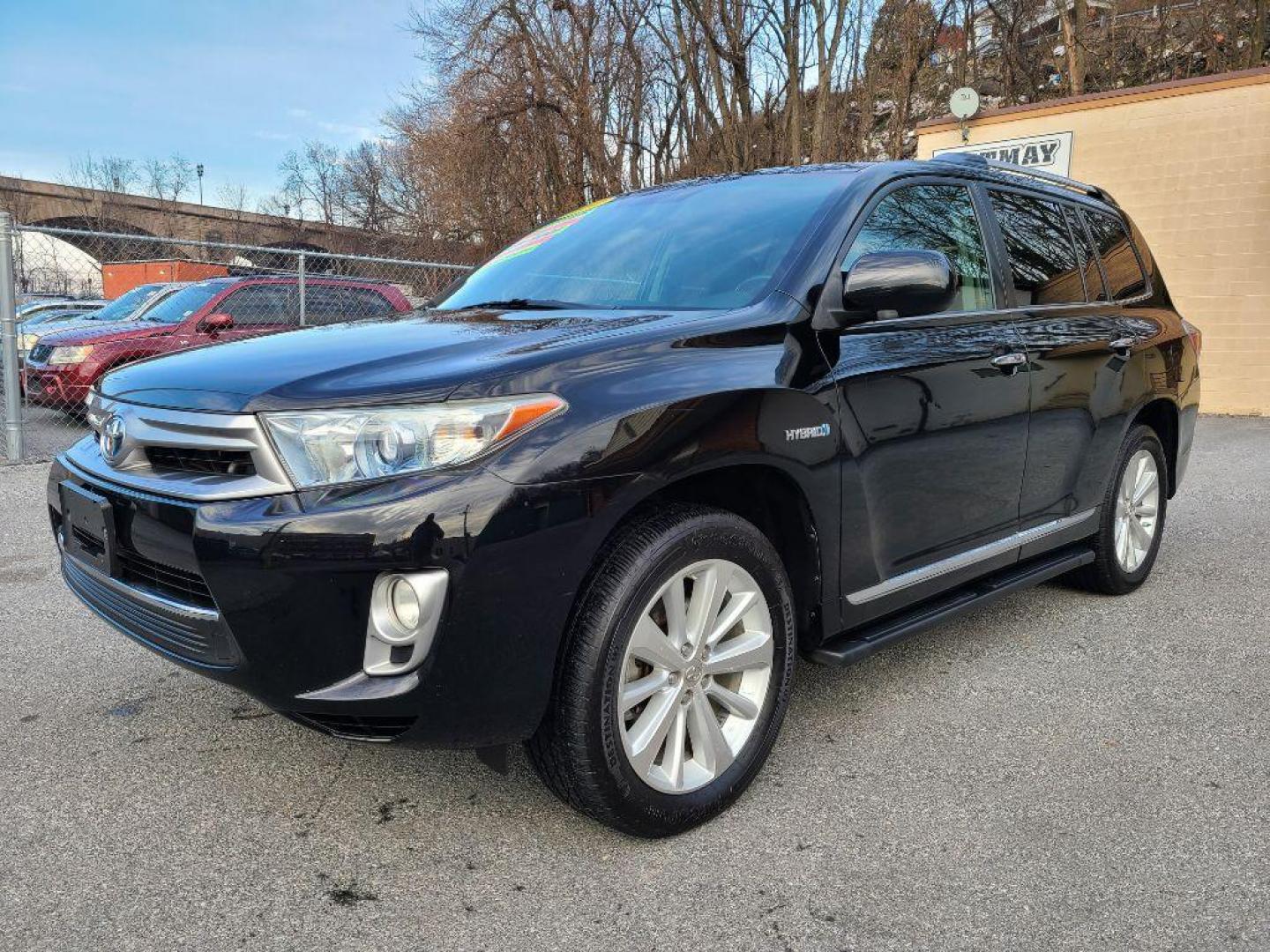 2011 BLACK TOYOTA HIGHLANDER HYBRID LIMITED (JTEDC3EH2B2) with an 3.5L engine, Continuously Variable transmission, located at 7981 Paxton Street, Harrisburg, PA, 17111, (717) 561-2926, 40.261490, -76.749229 - WE FINANCE!!! Good Credit/ Bad Credit/ No Credit - ALL Trade-Ins Welcomed!!! ***Guaranteed Credit Approval*** APPLY ONLINE or CALL us TODAY ;) Internet Prices and Marketplace Prices are SPECIAL discounted ***CASH DEALS*** Retail Prices are higher. Please call us to discuss your cash and finan - Photo#0