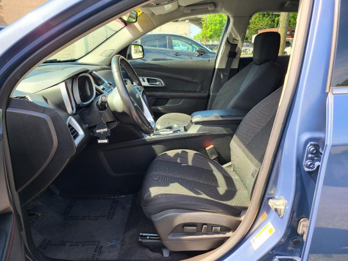 2012 BLUE CHEVROLET EQUINOX LT (2GNFLEEK7C6) with an 2.4L engine, Automatic transmission, located at 7981 Paxton Street, Harrisburg, PA, 17111, (717) 561-2926, 40.261490, -76.749229 - WE FINANCE!!! Good Credit/ Bad Credit/ No Credit - ALL Trade-Ins Welcomed!!! ***Guaranteed Credit Approval*** APPLY ONLINE or CALL us TODAY ;) Internet Prices and Marketplace Prices are SPECIAL discounted ***CASH DEALS*** Retail Prices are higher. Please call us to discuss your cash and finan - Photo#14