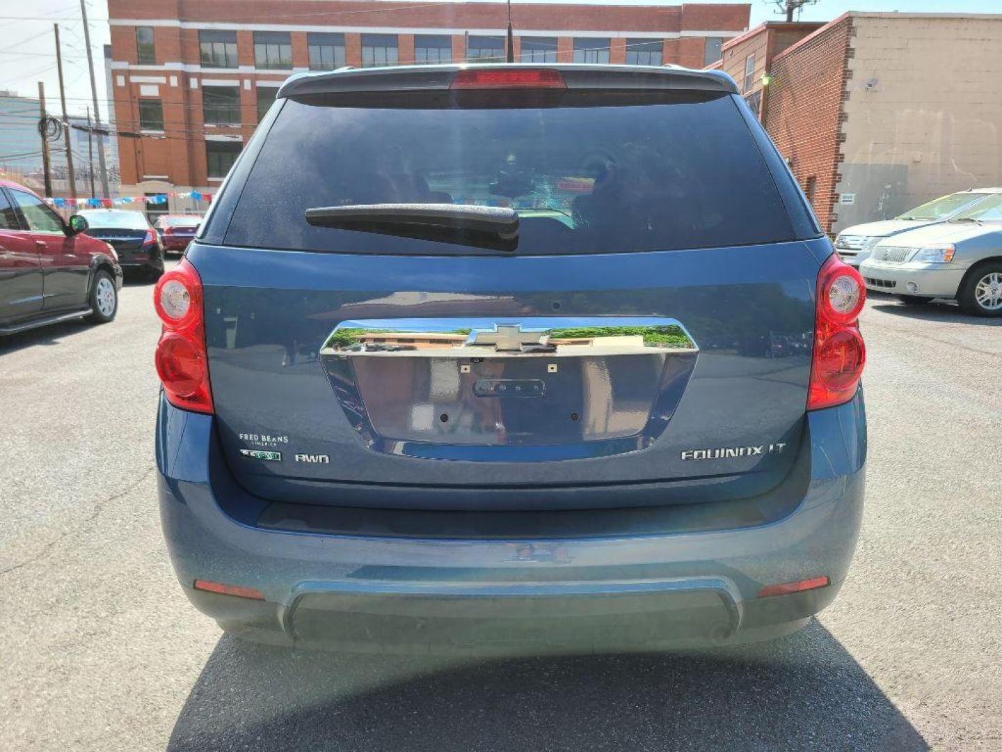 2012 BLUE CHEVROLET EQUINOX LT (2GNFLEEK7C6) with an 2.4L engine, Automatic transmission, located at 7981 Paxton Street, Harrisburg, PA, 17111, (717) 561-2926, 40.261490, -76.749229 - WE FINANCE!!! Good Credit/ Bad Credit/ No Credit - ALL Trade-Ins Welcomed!!! ***Guaranteed Credit Approval*** APPLY ONLINE or CALL us TODAY ;) Internet Prices and Marketplace Prices are SPECIAL discounted ***CASH DEALS*** Retail Prices are higher. Please call us to discuss your cash and finan - Photo#3