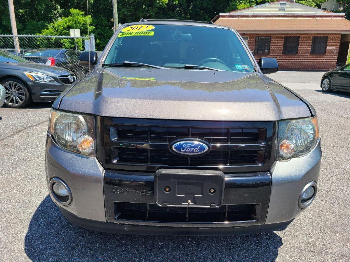 2012 GRAY FORD ESCAPE XLT (1FMCU9D74CK) with an 2.5L engine, Automatic transmission, located at 117 North Cameron Street, Harrisburg, PA, 17101, (717) 963-8962, 40.266762, -76.875259 - WE FINANCE!!! Good Credit/ Bad Credit/ No Credit - ALL Trade-Ins Welcomed!!! ***Guaranteed Credit Approval*** APPLY ONLINE or CALL us TODAY ;) Internet Prices and Marketplace Prices are SPECIAL discounted ***CASH DEALS*** Retail Prices are higher. Please call us to discuss your cash and finan - Photo#7