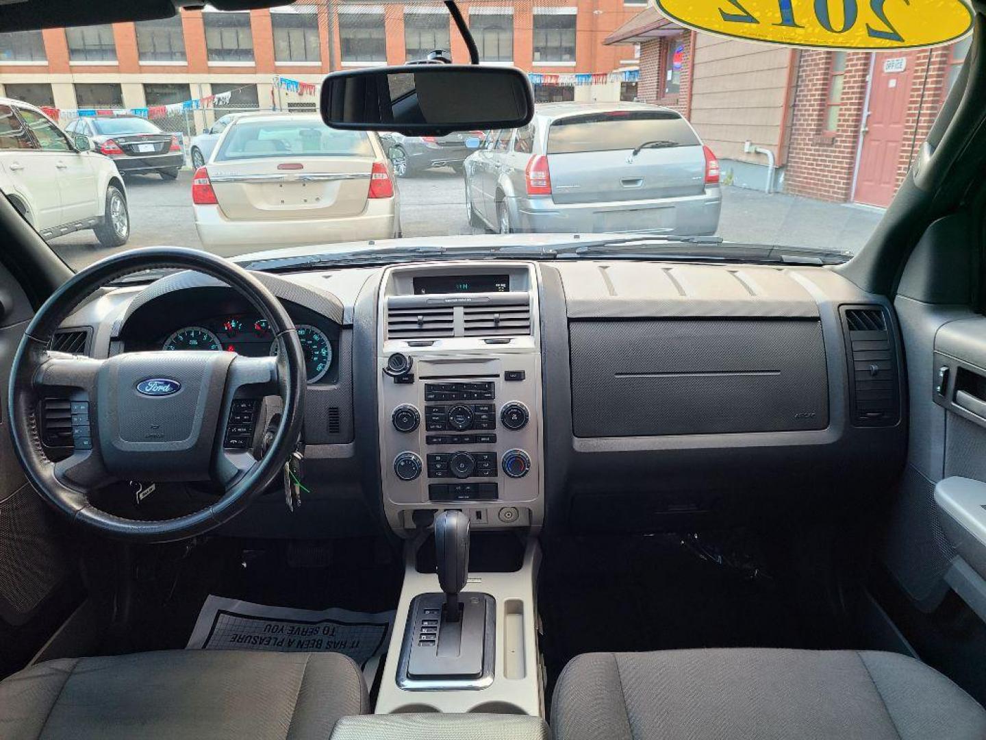 2012 SILVER FORD ESCAPE XLT (1FMCU0DG4CK) with an 3.0L engine, Automatic transmission, located at 117 North Cameron Street, Harrisburg, PA, 17101, (717) 963-8962, 40.266762, -76.875259 - WE FINANCE!!! Good Credit/ Bad Credit/ No Credit - ALL Trade-Ins Welcomed!!! ***Guaranteed Credit Approval*** APPLY ONLINE or CALL us TODAY ;) Internet Prices and Marketplace Prices are SPECIAL discounted ***CASH DEALS*** Retail Prices are higher. Please call us to discuss your cash and finan - Photo#9