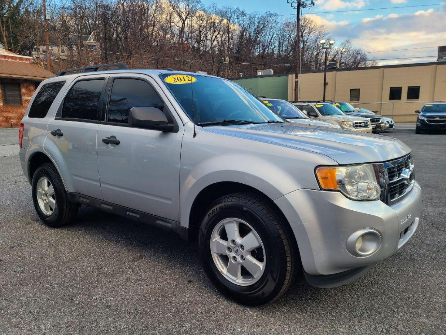 2012 SILVER FORD ESCAPE XLT (1FMCU0DG4CK) with an 3.0L engine, Automatic transmission, located at 117 North Cameron Street, Harrisburg, PA, 17101, (717) 963-8962, 40.266762, -76.875259 - WE FINANCE!!! Good Credit/ Bad Credit/ No Credit - ALL Trade-Ins Welcomed!!! ***Guaranteed Credit Approval*** APPLY ONLINE or CALL us TODAY ;) Internet Prices and Marketplace Prices are SPECIAL discounted ***CASH DEALS*** Retail Prices are higher. Please call us to discuss your cash and finan - Photo#6