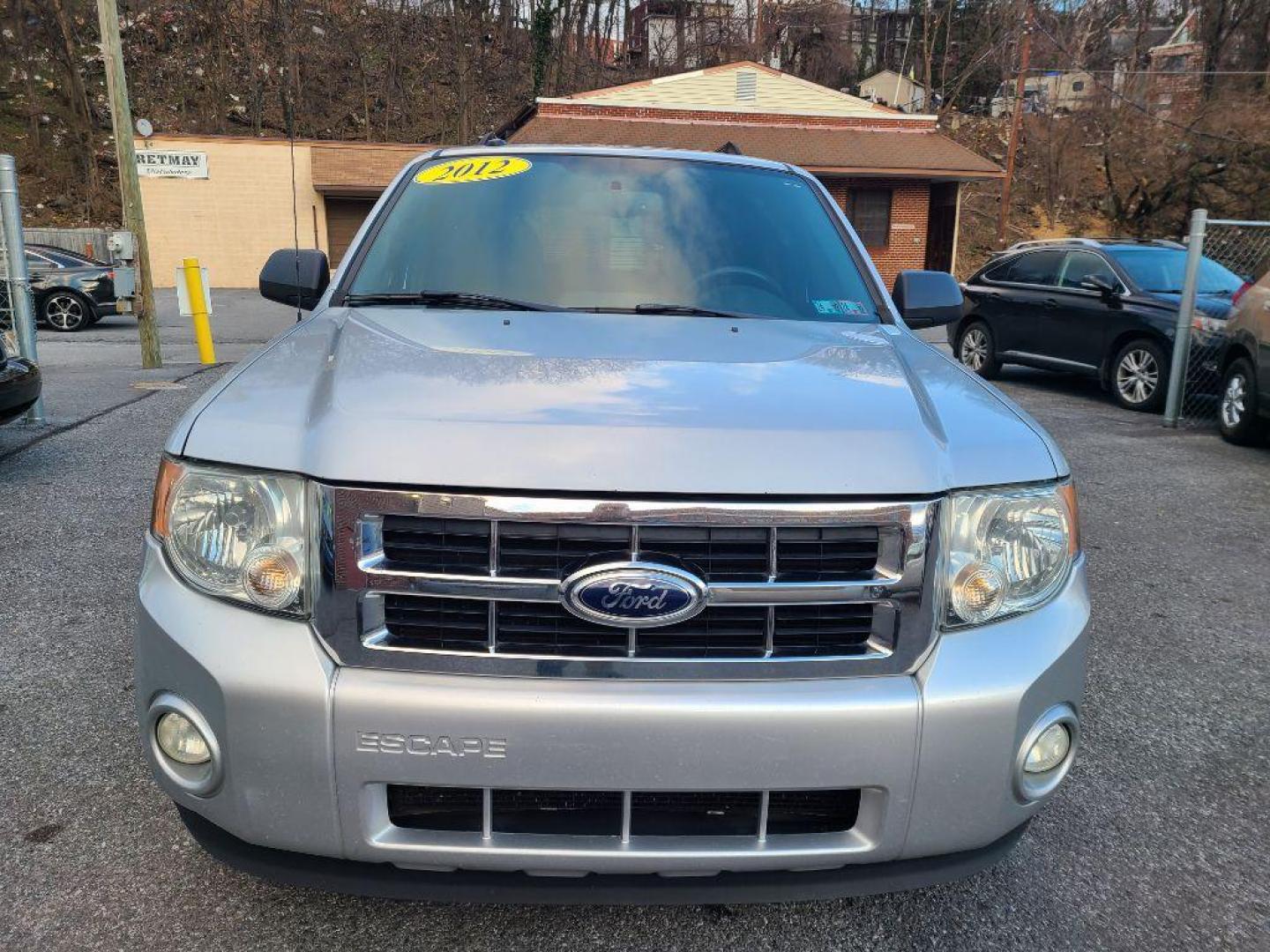 2012 SILVER FORD ESCAPE XLT (1FMCU0DG4CK) with an 3.0L engine, Automatic transmission, located at 117 North Cameron Street, Harrisburg, PA, 17101, (717) 963-8962, 40.266762, -76.875259 - WE FINANCE!!! Good Credit/ Bad Credit/ No Credit - ALL Trade-Ins Welcomed!!! ***Guaranteed Credit Approval*** APPLY ONLINE or CALL us TODAY ;) Internet Prices and Marketplace Prices are SPECIAL discounted ***CASH DEALS*** Retail Prices are higher. Please call us to discuss your cash and finan - Photo#7