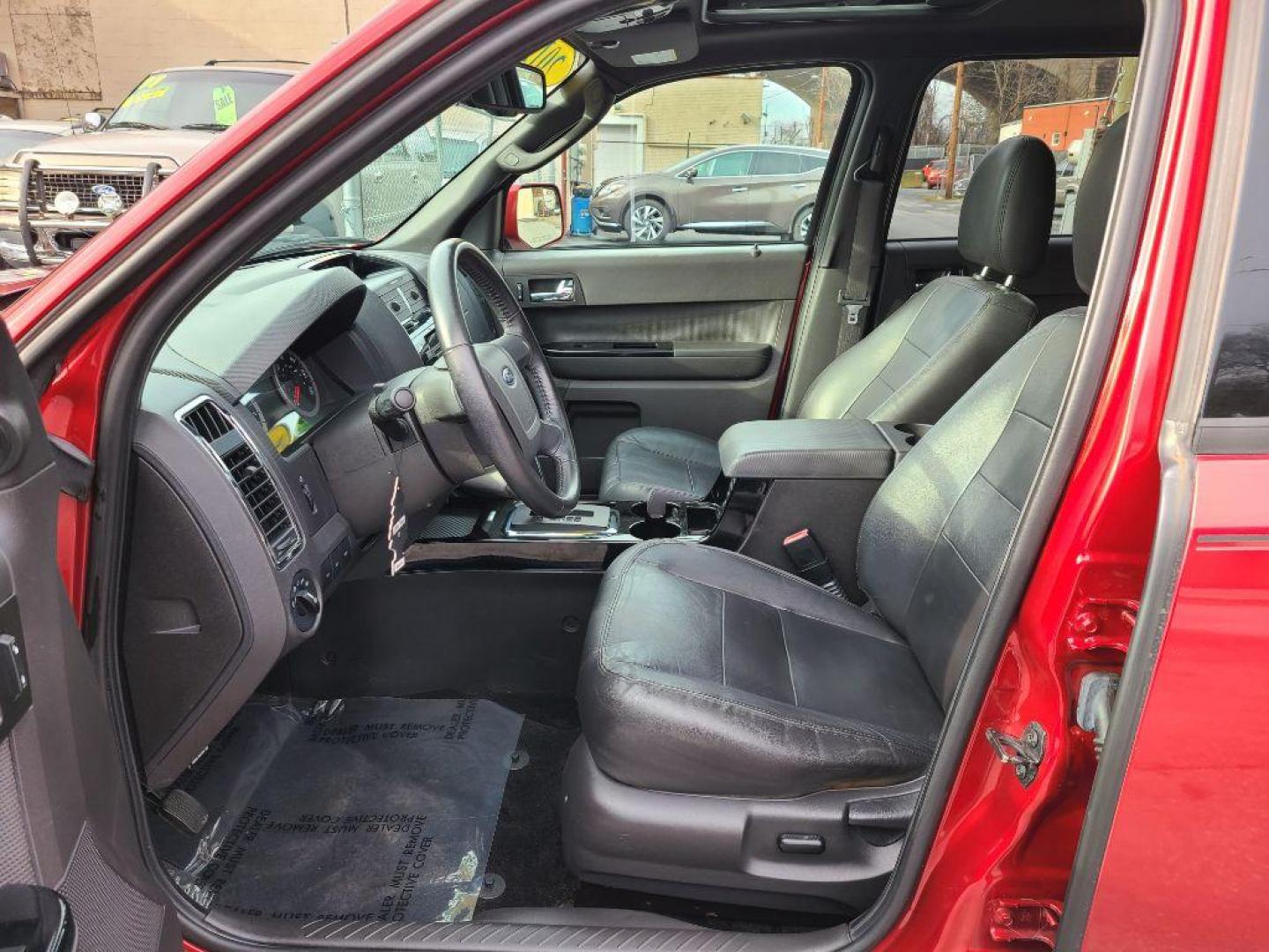 2012 RED FORD ESCAPE LIMITED (1FMCU9EG0CK) with an 3.0L engine, Automatic transmission, located at 117 North Cameron Street, Harrisburg, PA, 17101, (717) 963-8962, 40.266762, -76.875259 - WE FINANCE!!! Good Credit/ Bad Credit/ No Credit - ALL Trade-Ins Welcomed!!! ***Guaranteed Credit Approval*** APPLY ONLINE or CALL us TODAY ;) Internet Prices and Marketplace Prices are SPECIAL discounted ***CASH DEALS*** Retail Prices are higher. Please call us to discuss your cash and finan - Photo#14