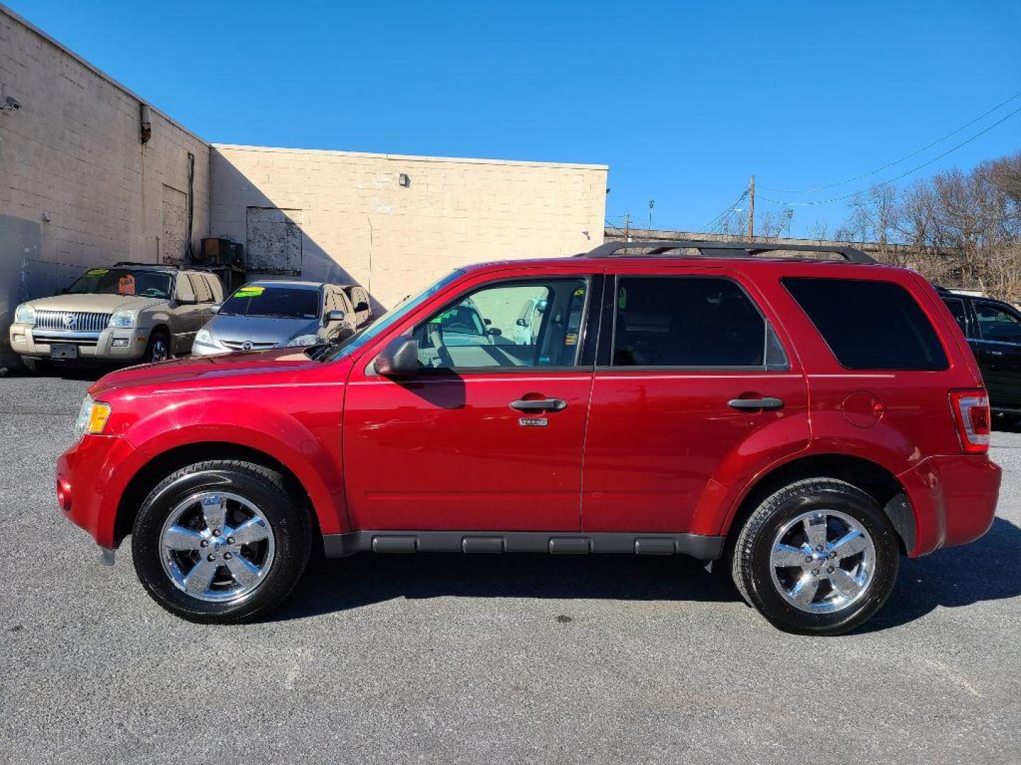 2012 RED FORD ESCAPE XLT (1FMCU0D74CK) with an 2.5L engine, Automatic transmission, located at 7981 Paxton Street, Harrisburg, PA, 17111, (717) 561-2926, 40.261490, -76.749229 - WE FINANCE!!! Good Credit/ Bad Credit/ No Credit - ALL Trade-Ins Welcomed!!! ***Guaranteed Credit Approval*** APPLY ONLINE or CALL us TODAY ;) Internet Prices and Marketplace Prices are SPECIAL discounted ***CASH DEALS*** Retail Prices are higher. Please call us to discuss your cash and finan - Photo#1