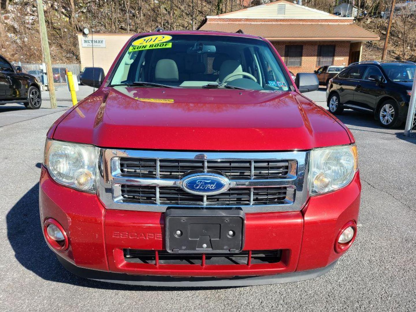 2012 RED FORD ESCAPE XLT (1FMCU0D74CK) with an 2.5L engine, Automatic transmission, located at 7981 Paxton Street, Harrisburg, PA, 17111, (717) 561-2926, 40.261490, -76.749229 - WE FINANCE!!! Good Credit/ Bad Credit/ No Credit - ALL Trade-Ins Welcomed!!! ***Guaranteed Credit Approval*** APPLY ONLINE or CALL us TODAY ;) Internet Prices and Marketplace Prices are SPECIAL discounted ***CASH DEALS*** Retail Prices are higher. Please call us to discuss your cash and finan - Photo#7