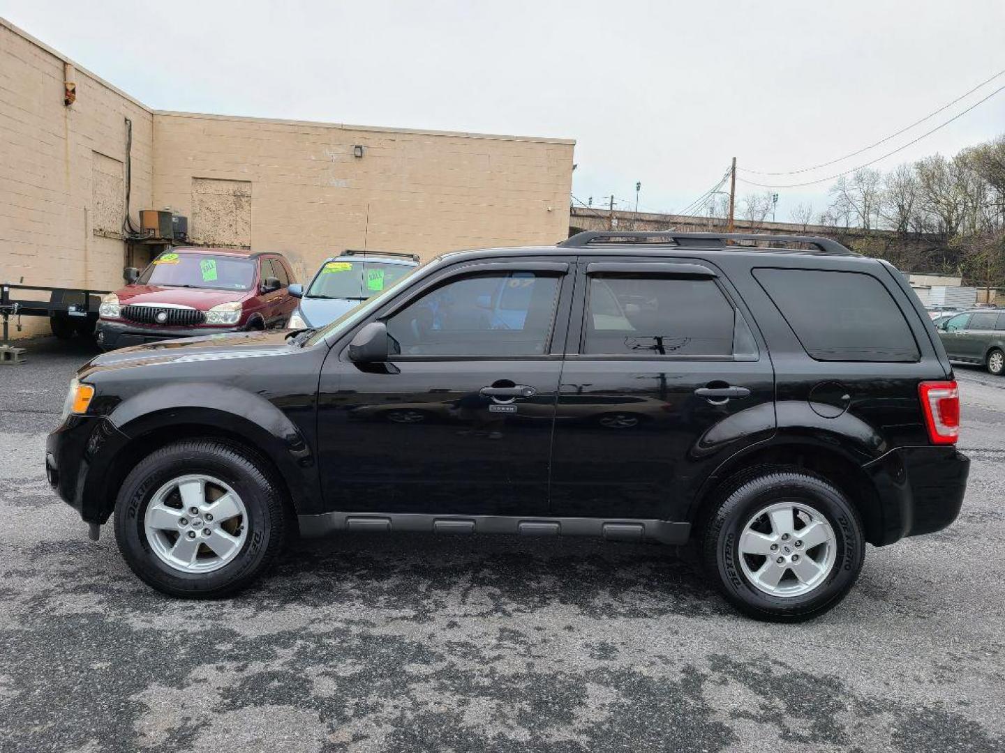 2012 BLACK FORD ESCAPE XLT (1FMCU9D74CK) with an 2.5L engine, Automatic transmission, located at 117 North Cameron Street, Harrisburg, PA, 17101, (717) 963-8962, 40.266762, -76.875259 - WE FINANCE!!! Good Credit/ Bad Credit/ No Credit - ALL Trade-Ins Welcomed!!! ***Guaranteed Credit Approval*** APPLY ONLINE or CALL us TODAY ;) Internet Prices and Marketplace Prices are SPECIAL discounted ***CASH DEALS*** Retail Prices are higher. Please call us to discuss your cash and finan - Photo#1