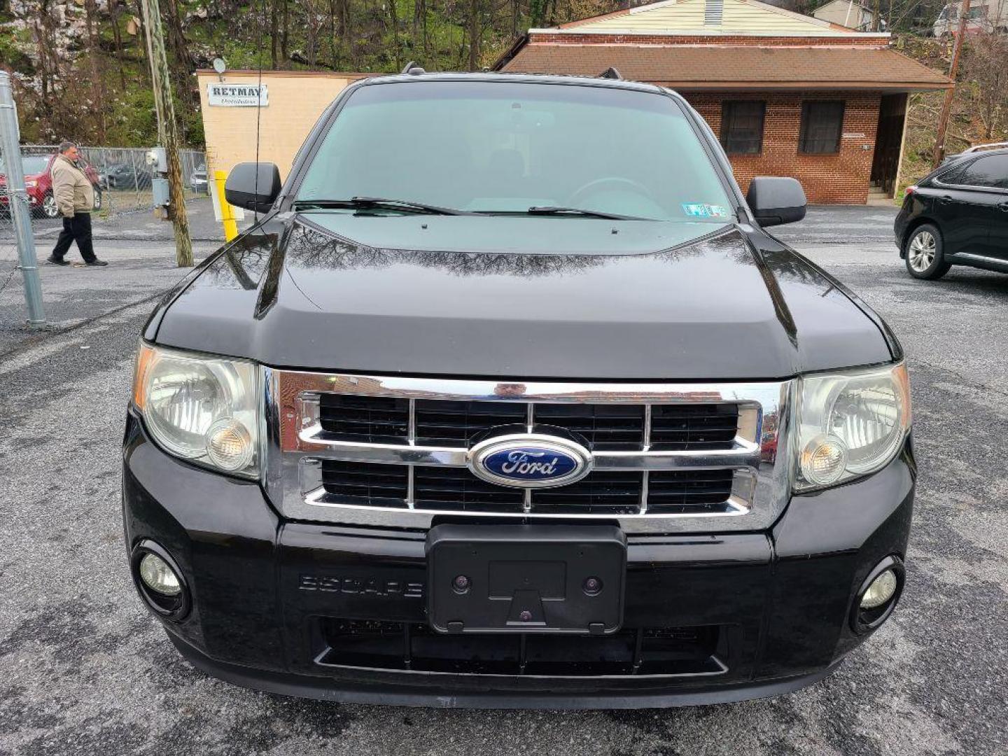 2012 BLACK FORD ESCAPE XLT (1FMCU9D74CK) with an 2.5L engine, Automatic transmission, located at 117 North Cameron Street, Harrisburg, PA, 17101, (717) 963-8962, 40.266762, -76.875259 - WE FINANCE!!! Good Credit/ Bad Credit/ No Credit - ALL Trade-Ins Welcomed!!! ***Guaranteed Credit Approval*** APPLY ONLINE or CALL us TODAY ;) Internet Prices and Marketplace Prices are SPECIAL discounted ***CASH DEALS*** Retail Prices are higher. Please call us to discuss your cash and finan - Photo#7