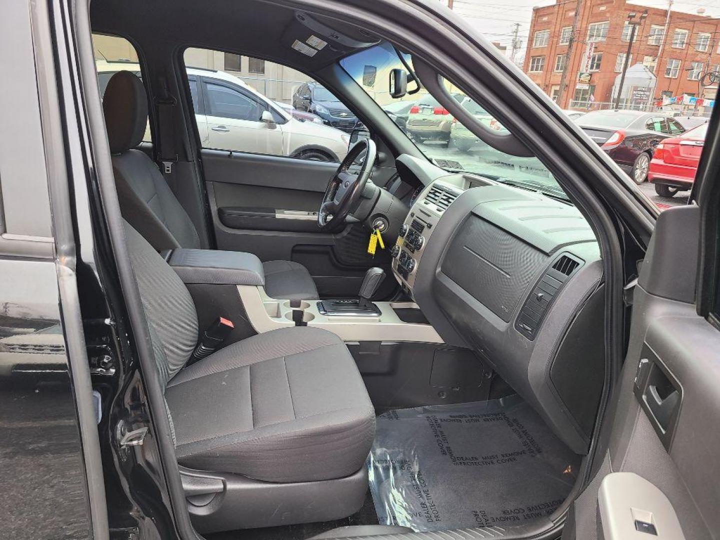 2012 BLACK FORD ESCAPE XLT (1FMCU9D74CK) with an 2.5L engine, Automatic transmission, located at 117 North Cameron Street, Harrisburg, PA, 17101, (717) 963-8962, 40.266762, -76.875259 - WE FINANCE!!! Good Credit/ Bad Credit/ No Credit - ALL Trade-Ins Welcomed!!! ***Guaranteed Credit Approval*** APPLY ONLINE or CALL us TODAY ;) Internet Prices and Marketplace Prices are SPECIAL discounted ***CASH DEALS*** Retail Prices are higher. Please call us to discuss your cash and finan - Photo#8