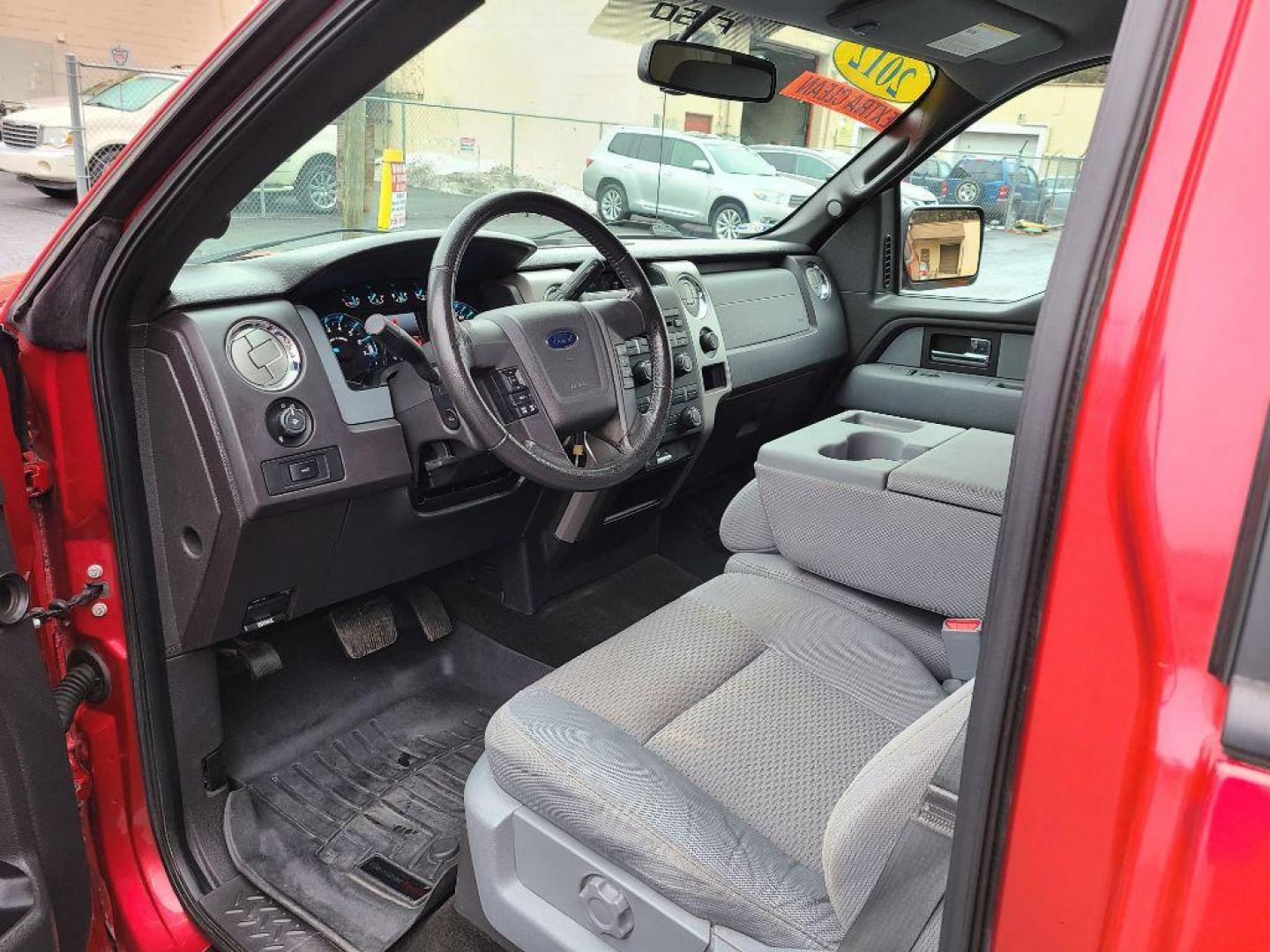 2012 RED FORD F150 XLT (1FTNF1ET9CK) with an 3.5L engine, Automatic transmission, located at 7981 Paxton Street, Harrisburg, PA, 17111, (717) 561-2926, 40.261490, -76.749229 - WE FINANCE!!! Good Credit/ Bad Credit/ No Credit - ALL Trade-Ins Welcomed!!! ***Guaranteed Credit Approval*** APPLY ONLINE or CALL us TODAY ;) Internet Prices and Marketplace Prices are SPECIAL discounted ***CASH DEALS*** Retail Prices are higher. Please call us to discuss your cash and finan - Photo#11