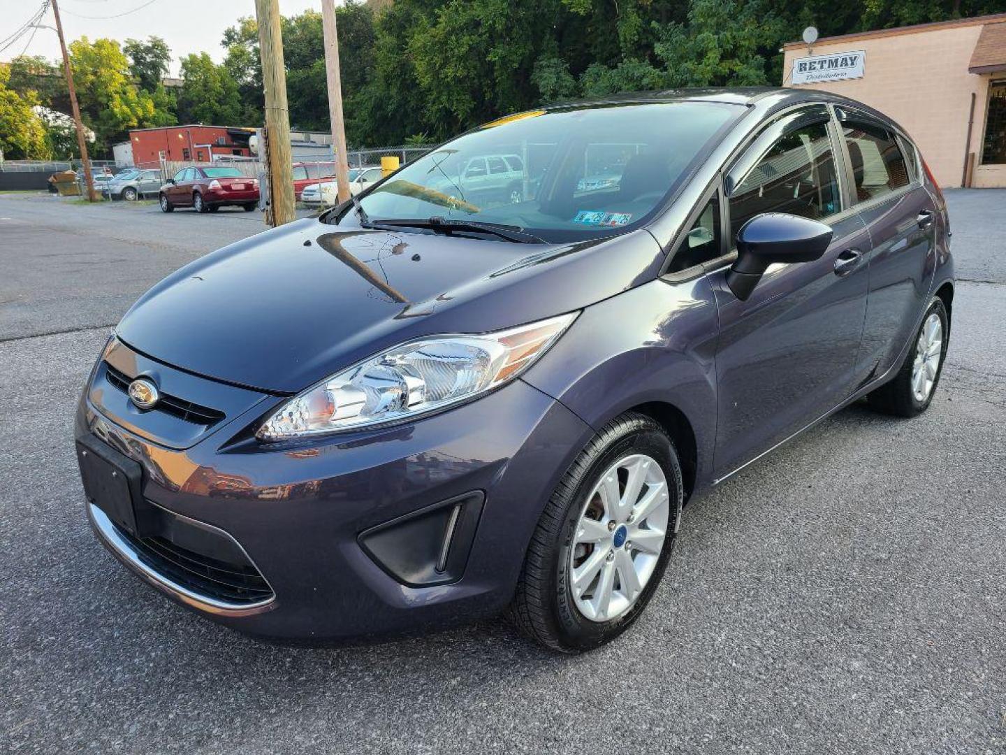 2012 GRAY FORD FIESTA SE (3FADP4EJ0CM) with an 1.6L engine, Automatic transmission, located at 117 North Cameron Street, Harrisburg, PA, 17101, (717) 963-8962, 40.266762, -76.875259 - WE FINANCE!!! Good Credit/ Bad Credit/ No Credit - ALL Trade-Ins Welcomed!!! ***Guaranteed Credit Approval*** APPLY ONLINE or CALL us TODAY ;) Internet Prices and Marketplace Prices are SPECIAL discounted ***CASH DEALS*** Retail Prices are higher. Please call us to discuss your cash and finan - Photo#0