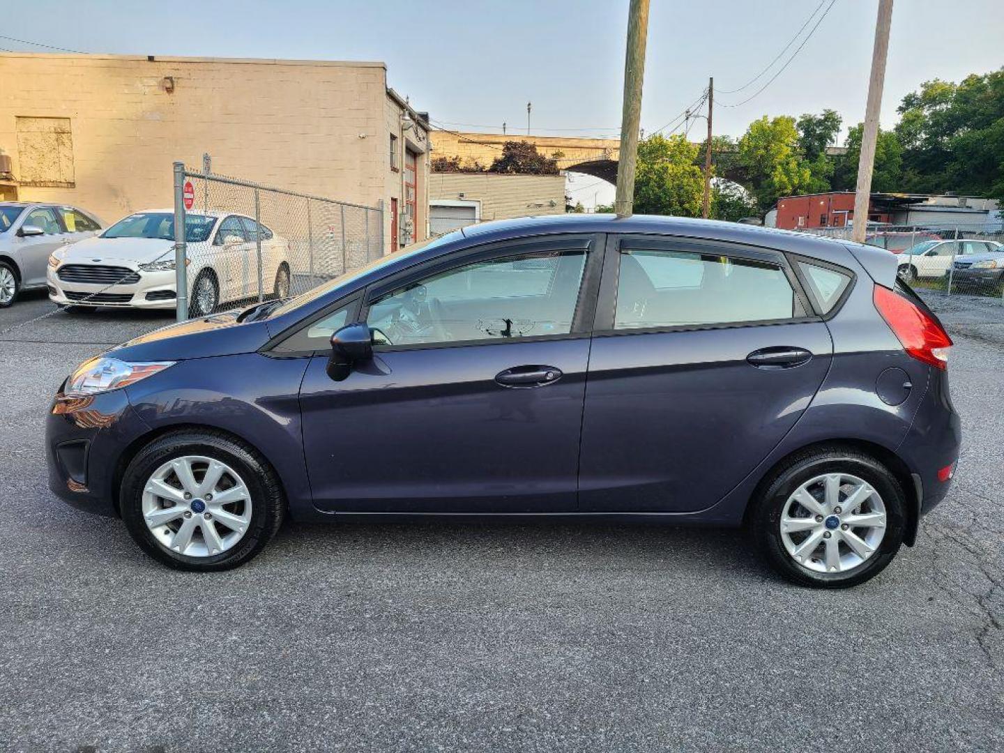 2012 GRAY FORD FIESTA SE (3FADP4EJ0CM) with an 1.6L engine, Automatic transmission, located at 117 North Cameron Street, Harrisburg, PA, 17101, (717) 963-8962, 40.266762, -76.875259 - WE FINANCE!!! Good Credit/ Bad Credit/ No Credit - ALL Trade-Ins Welcomed!!! ***Guaranteed Credit Approval*** APPLY ONLINE or CALL us TODAY ;) Internet Prices and Marketplace Prices are SPECIAL discounted ***CASH DEALS*** Retail Prices are higher. Please call us to discuss your cash and finan - Photo#1