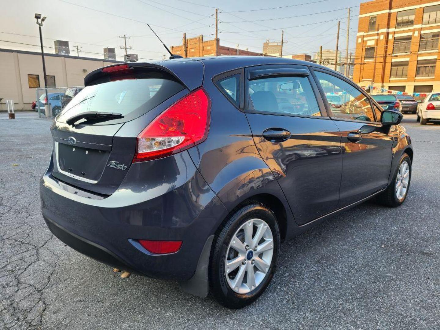 2012 GRAY FORD FIESTA SE (3FADP4EJ0CM) with an 1.6L engine, Automatic transmission, located at 117 North Cameron Street, Harrisburg, PA, 17101, (717) 963-8962, 40.266762, -76.875259 - WE FINANCE!!! Good Credit/ Bad Credit/ No Credit - ALL Trade-Ins Welcomed!!! ***Guaranteed Credit Approval*** APPLY ONLINE or CALL us TODAY ;) Internet Prices and Marketplace Prices are SPECIAL discounted ***CASH DEALS*** Retail Prices are higher. Please call us to discuss your cash and finan - Photo#4