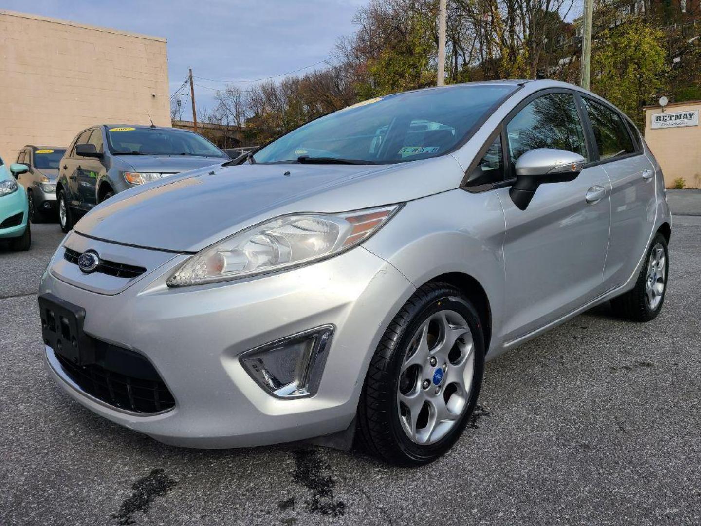 2012 SILVER FORD FIESTA SES (3FADP4FJ3CM) with an 1.6L engine, Automatic transmission, located at 117 North Cameron Street, Harrisburg, PA, 17101, (717) 963-8962, 40.266762, -76.875259 - WE FINANCE!!! Good Credit/ Bad Credit/ No Credit - ALL Trade-Ins Welcomed!!! ***Guaranteed Credit Approval*** APPLY ONLINE or CALL us TODAY ;) Internet Prices and Marketplace Prices are SPECIAL discounted ***CASH DEALS*** Retail Prices are higher. Please call us to discuss your cash and finan - Photo#0