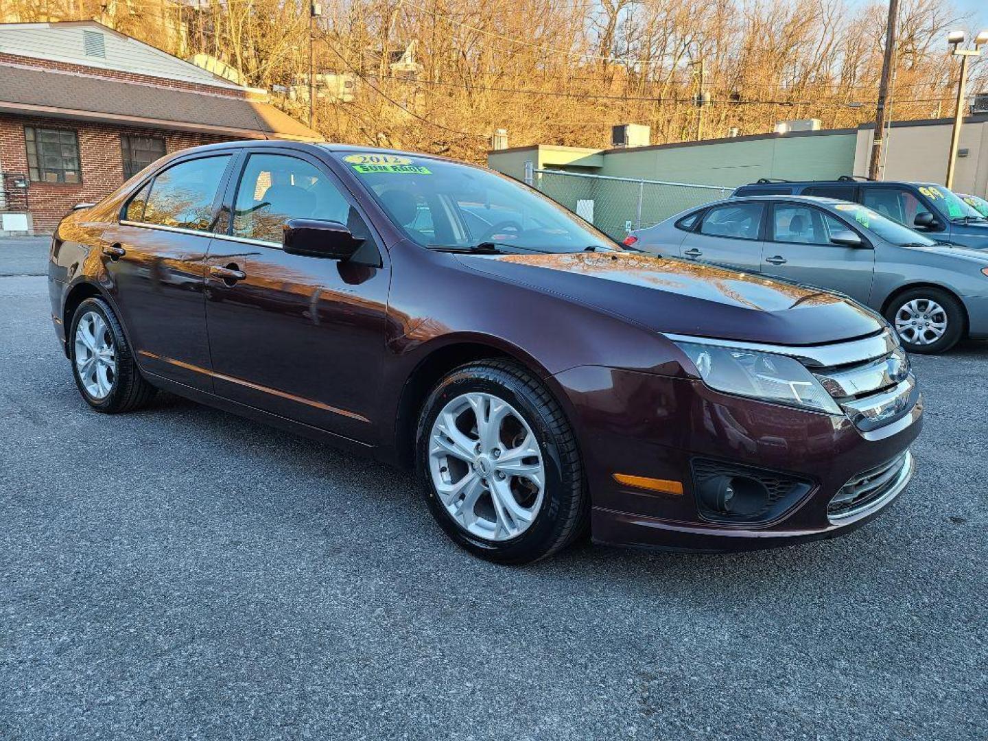 2012 BURGUN FORD FUSION SE (3FAHP0HA7CR) with an 2.5L engine, Automatic transmission, located at 117 North Cameron Street, Harrisburg, PA, 17101, (717) 963-8962, 40.266762, -76.875259 - WE FINANCE!!! Good Credit/ Bad Credit/ No Credit - ALL Trade-Ins Welcomed!!! ***Guaranteed Credit Approval*** APPLY ONLINE or CALL us TODAY ;) Internet Prices and Marketplace Prices are SPECIAL discounted ***CASH DEALS*** Retail Prices are higher. Please call us to discuss your cash and finan - Photo#6