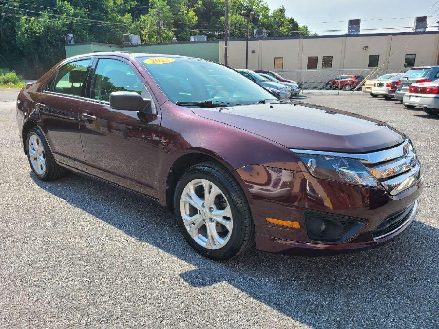 2012 BURGUN FORD FUSION SE (3FAHP0HA9CR) with an 2.5L engine, Automatic transmission, located at 7981 Paxton Street, Harrisburg, PA, 17111, (717) 561-2926, 40.261490, -76.749229 - WE FINANCE!!! Good Credit/ Bad Credit/ No Credit - ALL Trade-Ins Welcomed!!! ***Guaranteed Credit Approval*** APPLY ONLINE or CALL us TODAY ;) Internet Prices and Marketplace Prices are SPECIAL discounted ***CASH DEALS*** Retail Prices are higher. Please call us to discuss your cash and finan - Photo#6