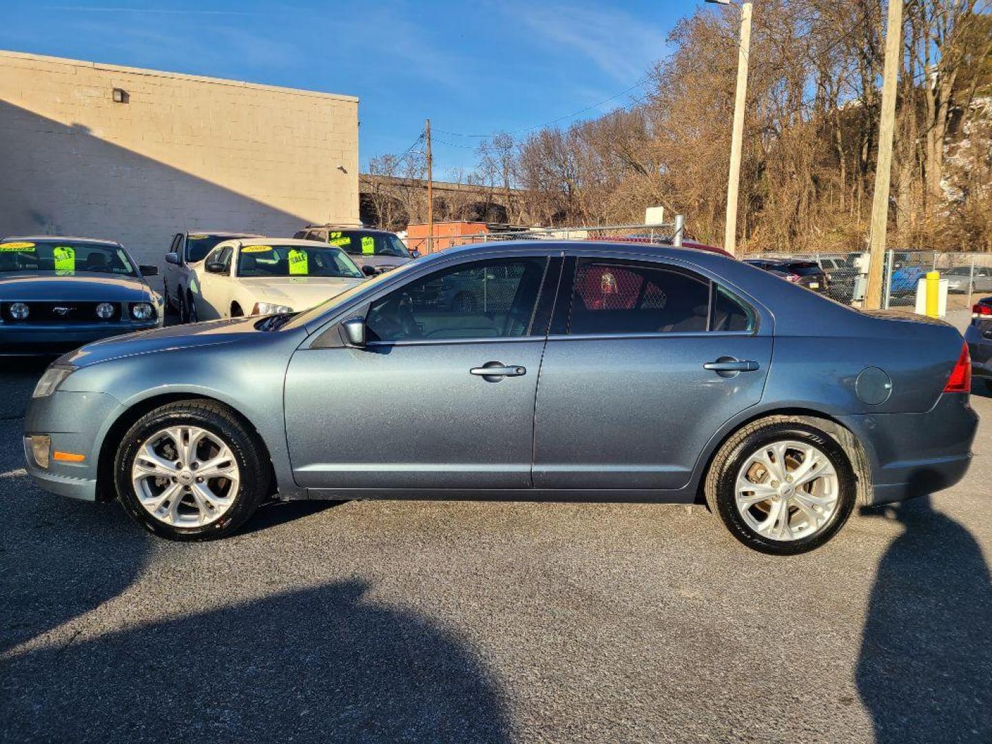 2012 BLUE FORD FUSION SE (3FAHP0HA1CR) with an 2.5L engine, Automatic transmission, located at 117 North Cameron Street, Harrisburg, PA, 17101, (717) 963-8962, 40.266762, -76.875259 - WE FINANCE!!! Good Credit/ Bad Credit/ No Credit - ALL Trade-Ins Welcomed!!! ***Guaranteed Credit Approval*** APPLY ONLINE or CALL us TODAY ;) Internet Prices and Marketplace Prices are SPECIAL discounted ***CASH DEALS*** Retail Prices are higher. Please call us to discuss your cash and finan - Photo#1