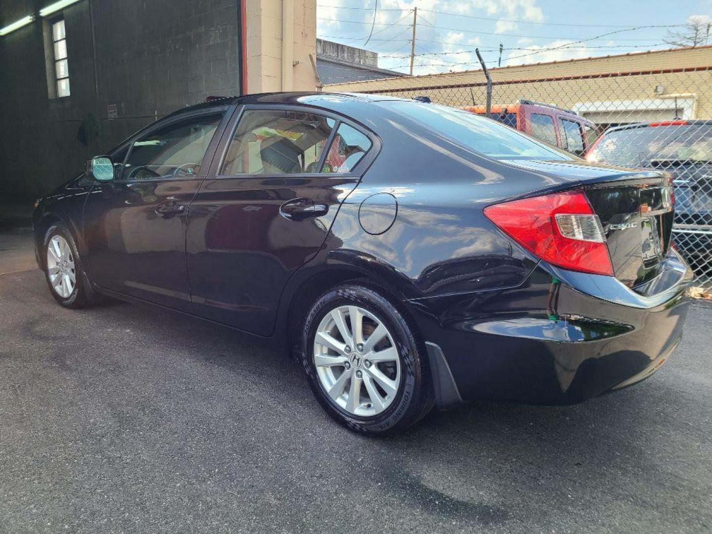 2012 BLACK HONDA CIVIC EX (19XFB2F83CE) with an 1.8L engine, Automatic transmission, located at 7981 Paxton Street, Harrisburg, PA, 17111, (717) 561-2926, 40.261490, -76.749229 - WE FINANCE!!! Good Credit/ Bad Credit/ No Credit - ALL Trade-Ins Welcomed!!! ***Guaranteed Credit Approval*** APPLY ONLINE or CALL us TODAY ;) Internet Prices and Marketplace Prices are SPECIAL discounted ***CASH DEALS*** Retail Prices are higher. Please call us to discuss your cash and finan - Photo#3