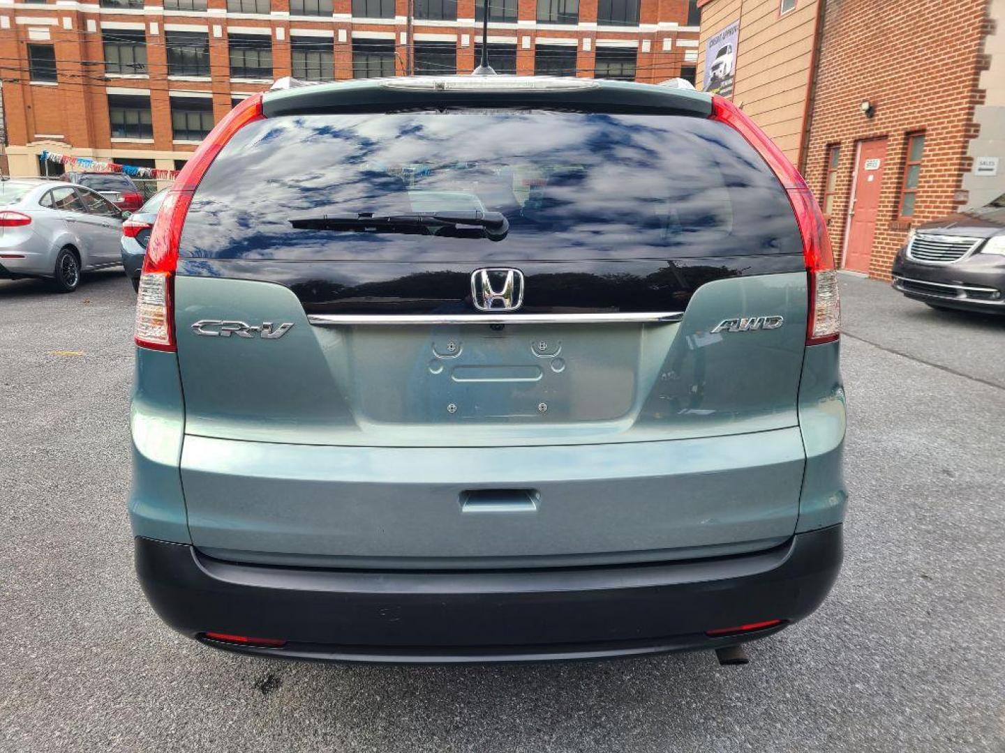 2012 GREEN HONDA CR-V EXL (2HKRM4H70CH) with an 2.4L engine, Automatic transmission, located at 7981 Paxton Street, Harrisburg, PA, 17111, (717) 561-2926, 40.261490, -76.749229 - WE FINANCE!!! Good Credit/ Bad Credit/ No Credit - ALL Trade-Ins Welcomed!!! ***Guaranteed Credit Approval*** APPLY ONLINE or CALL us TODAY ;) Internet Prices and Marketplace Prices are SPECIAL discounted ***CASH DEALS*** Retail Prices are higher. Please call us to discuss your cash and finan - Photo#3