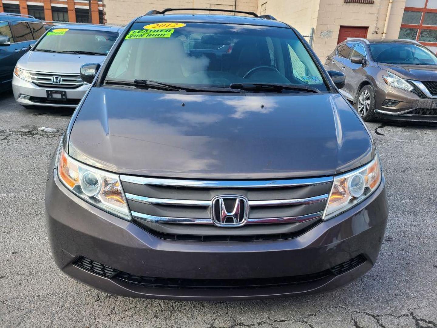 2012 GRAY HONDA ODYSSEY EXL (5FNRL5H6XCB) with an 3.5L engine, Automatic transmission, located at 117 North Cameron Street, Harrisburg, PA, 17101, (717) 963-8962, 40.266762, -76.875259 - WE FINANCE!!! Good Credit/ Bad Credit/ No Credit - ALL Trade-Ins Welcomed!!! ***Guaranteed Credit Approval*** APPLY ONLINE or CALL us TODAY ;) Internet Prices and Marketplace Prices are SPECIAL discounted ***CASH DEALS*** Retail Prices are higher. Please call us to discuss your cash and finan - Photo#7