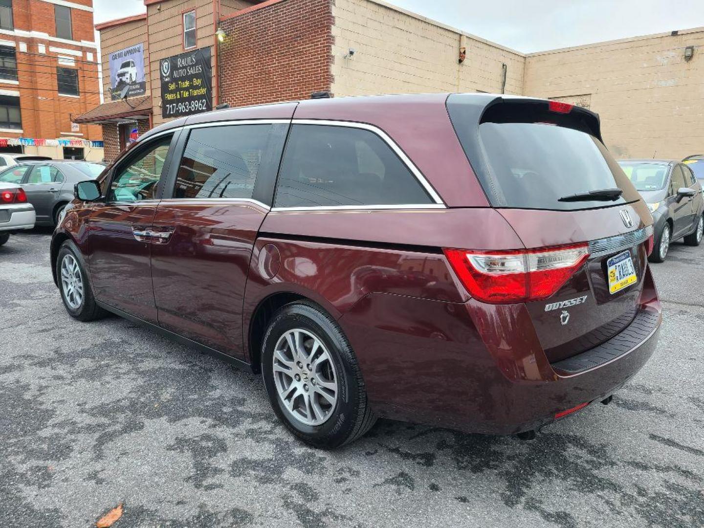 2012 BURG HONDA ODYSSEY EXL (5FNRL5H61CB) with an 3.5L engine, Automatic transmission, located at 117 North Cameron Street, Harrisburg, PA, 17101, (717) 963-8962, 40.266762, -76.875259 - WE FINANCE!!! Good Credit/ Bad Credit/ No Credit - ALL Trade-Ins Welcomed!!! ***Guaranteed Credit Approval*** APPLY ONLINE or CALL us TODAY ;) Internet Prices and Marketplace Prices are SPECIAL discounted ***CASH DEALS*** Retail Prices are higher. Please call us to discuss your cash and finan - Photo#2