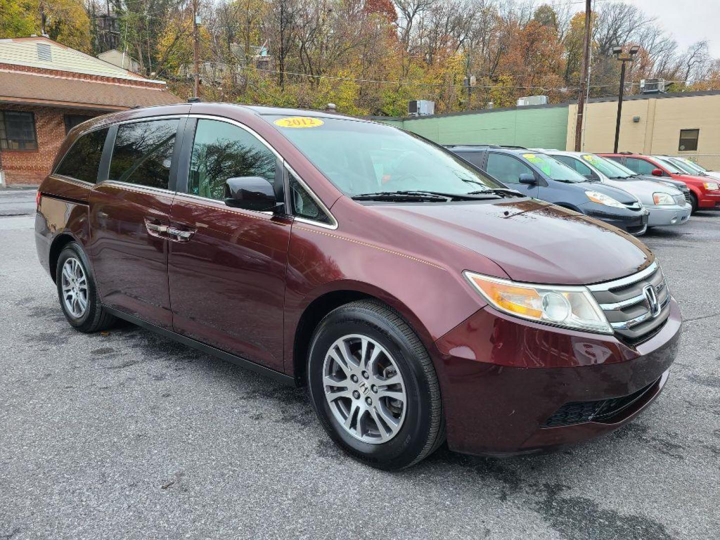 2012 BURG HONDA ODYSSEY EXL (5FNRL5H61CB) with an 3.5L engine, Automatic transmission, located at 117 North Cameron Street, Harrisburg, PA, 17101, (717) 963-8962, 40.266762, -76.875259 - WE FINANCE!!! Good Credit/ Bad Credit/ No Credit - ALL Trade-Ins Welcomed!!! ***Guaranteed Credit Approval*** APPLY ONLINE or CALL us TODAY ;) Internet Prices and Marketplace Prices are SPECIAL discounted ***CASH DEALS*** Retail Prices are higher. Please call us to discuss your cash and finan - Photo#6