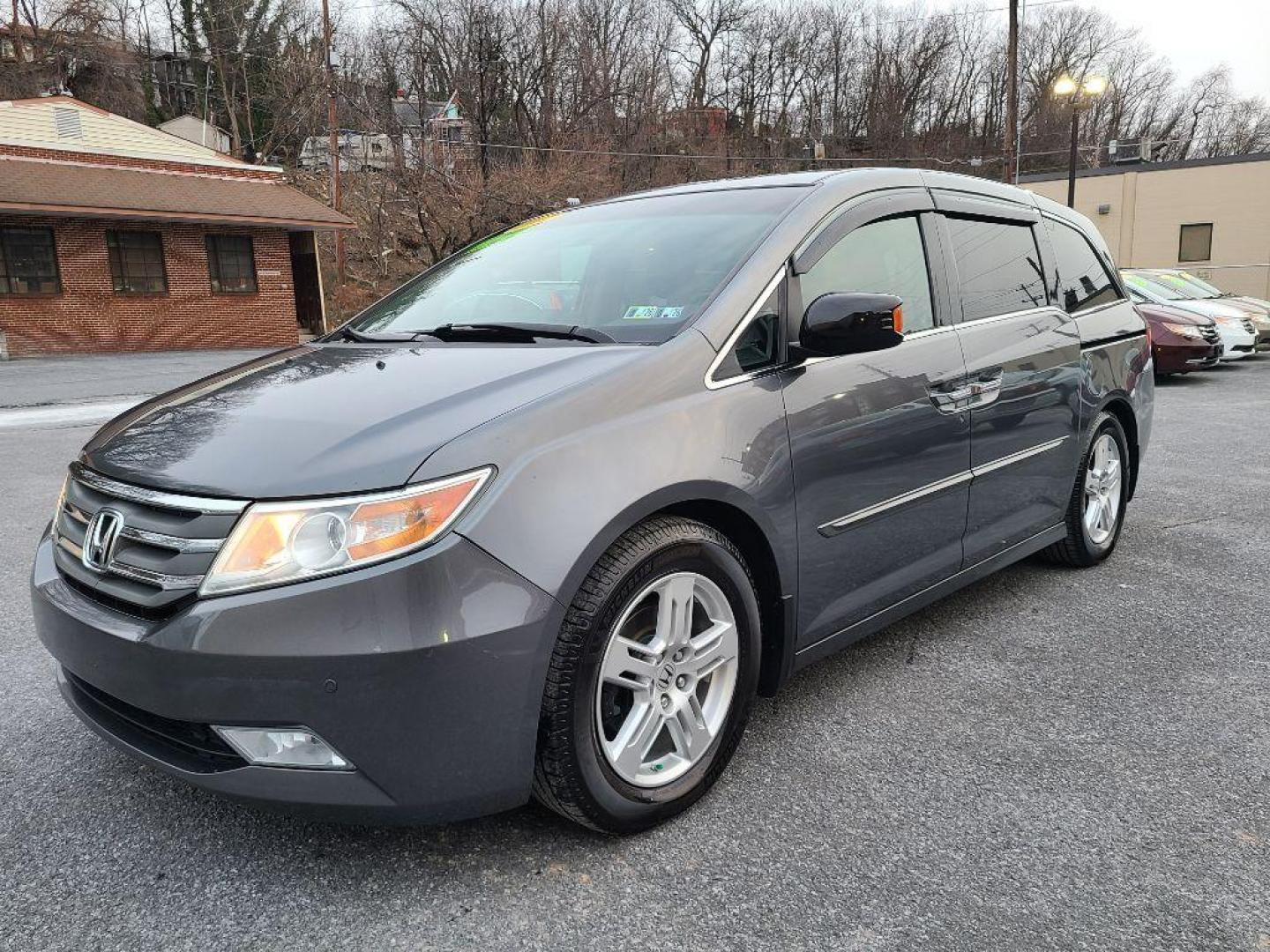 2012 GRAY HONDA ODYSSEY TOURING (5FNRL5H92CB) with an 3.5L engine, Automatic transmission, located at 7981 Paxton Street, Harrisburg, PA, 17111, (717) 561-2926, 40.261490, -76.749229 - WE FINANCE!!! Good Credit/ Bad Credit/ No Credit - ALL Trade-Ins Welcomed!!! ***Guaranteed Credit Approval*** APPLY ONLINE or CALL us TODAY ;) Internet Prices and Marketplace Prices are SPECIAL discounted ***CASH DEALS*** Retail Prices are higher. Please call us to discuss your cash and finan - Photo#0