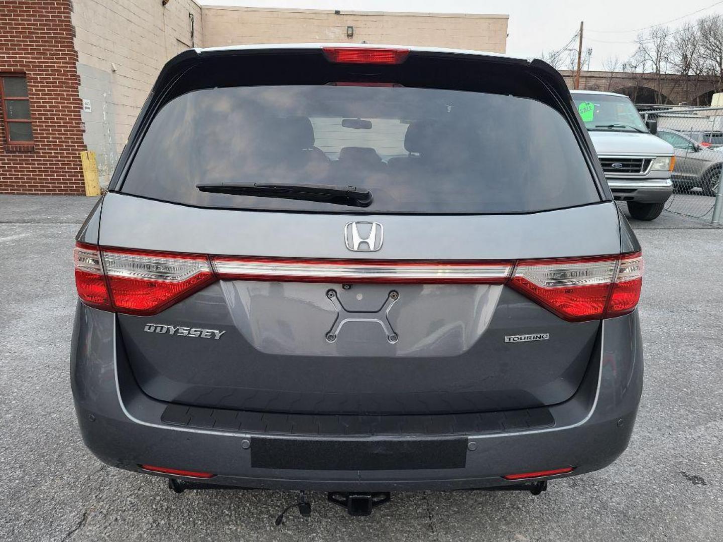 2012 GRAY HONDA ODYSSEY TOURING (5FNRL5H92CB) with an 3.5L engine, Automatic transmission, located at 7981 Paxton Street, Harrisburg, PA, 17111, (717) 561-2926, 40.261490, -76.749229 - WE FINANCE!!! Good Credit/ Bad Credit/ No Credit - ALL Trade-Ins Welcomed!!! ***Guaranteed Credit Approval*** APPLY ONLINE or CALL us TODAY ;) Internet Prices and Marketplace Prices are SPECIAL discounted ***CASH DEALS*** Retail Prices are higher. Please call us to discuss your cash and finan - Photo#3