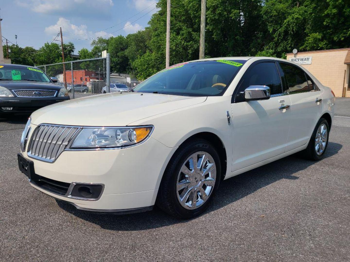 2012 BEIGE LINCOLN MKZ SDN (3LNHL2GC8CR) with an 3.5L engine, Automatic transmission, located at 7981 Paxton Street, Harrisburg, PA, 17111, (717) 561-2926, 40.261490, -76.749229 - WE FINANCE!!! Good Credit/ Bad Credit/ No Credit - ALL Trade-Ins Welcomed!!! ***Guaranteed Credit Approval*** APPLY ONLINE or CALL us TODAY ;) Internet Prices and Marketplace Prices are SPECIAL discounted ***CASH DEALS*** Retail Prices are higher. Please call us to discuss your cash and finan - Photo#0