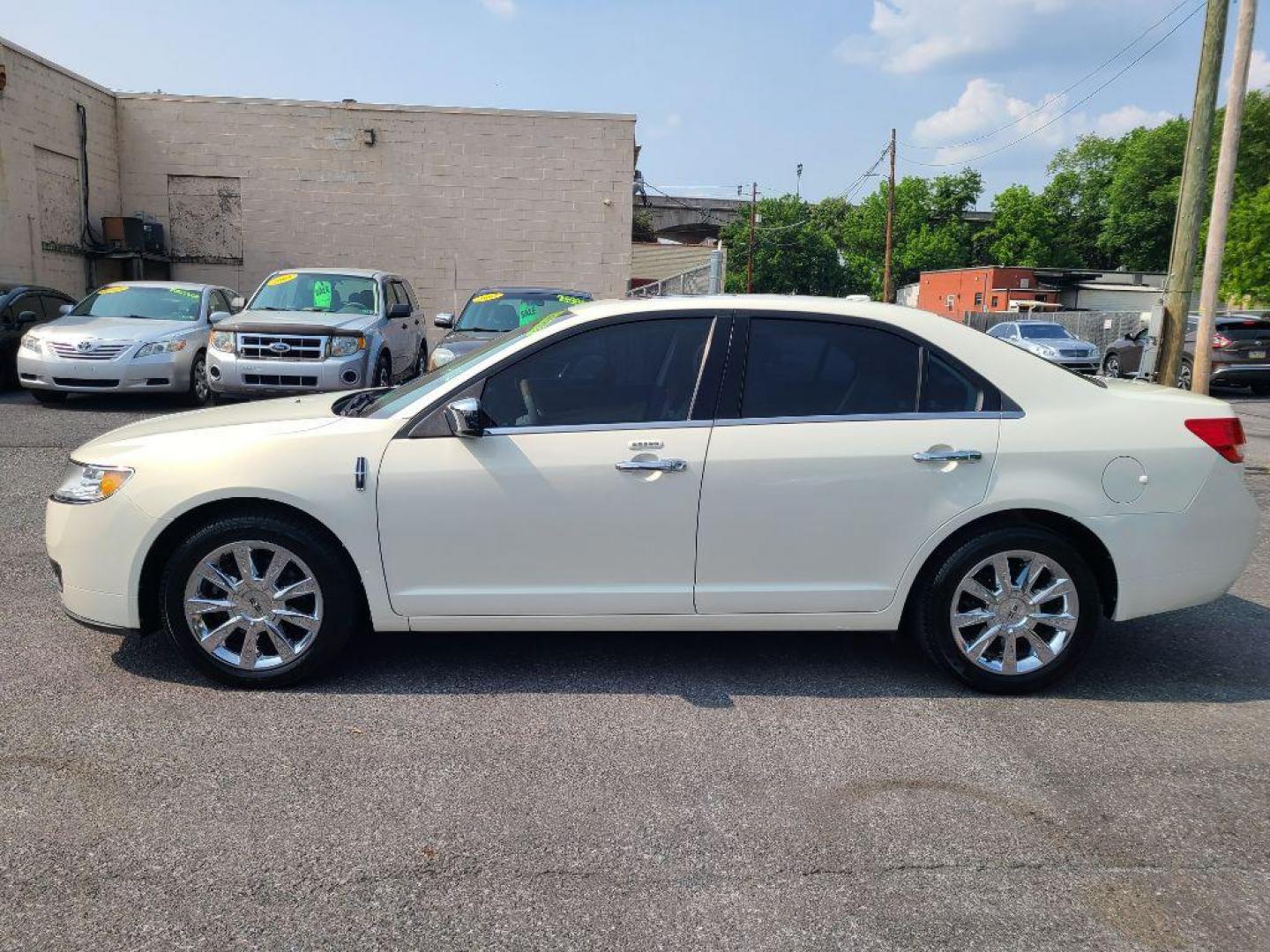 2012 BEIGE LINCOLN MKZ SDN (3LNHL2GC8CR) with an 3.5L engine, Automatic transmission, located at 7981 Paxton Street, Harrisburg, PA, 17111, (717) 561-2926, 40.261490, -76.749229 - WE FINANCE!!! Good Credit/ Bad Credit/ No Credit - ALL Trade-Ins Welcomed!!! ***Guaranteed Credit Approval*** APPLY ONLINE or CALL us TODAY ;) Internet Prices and Marketplace Prices are SPECIAL discounted ***CASH DEALS*** Retail Prices are higher. Please call us to discuss your cash and finan - Photo#1