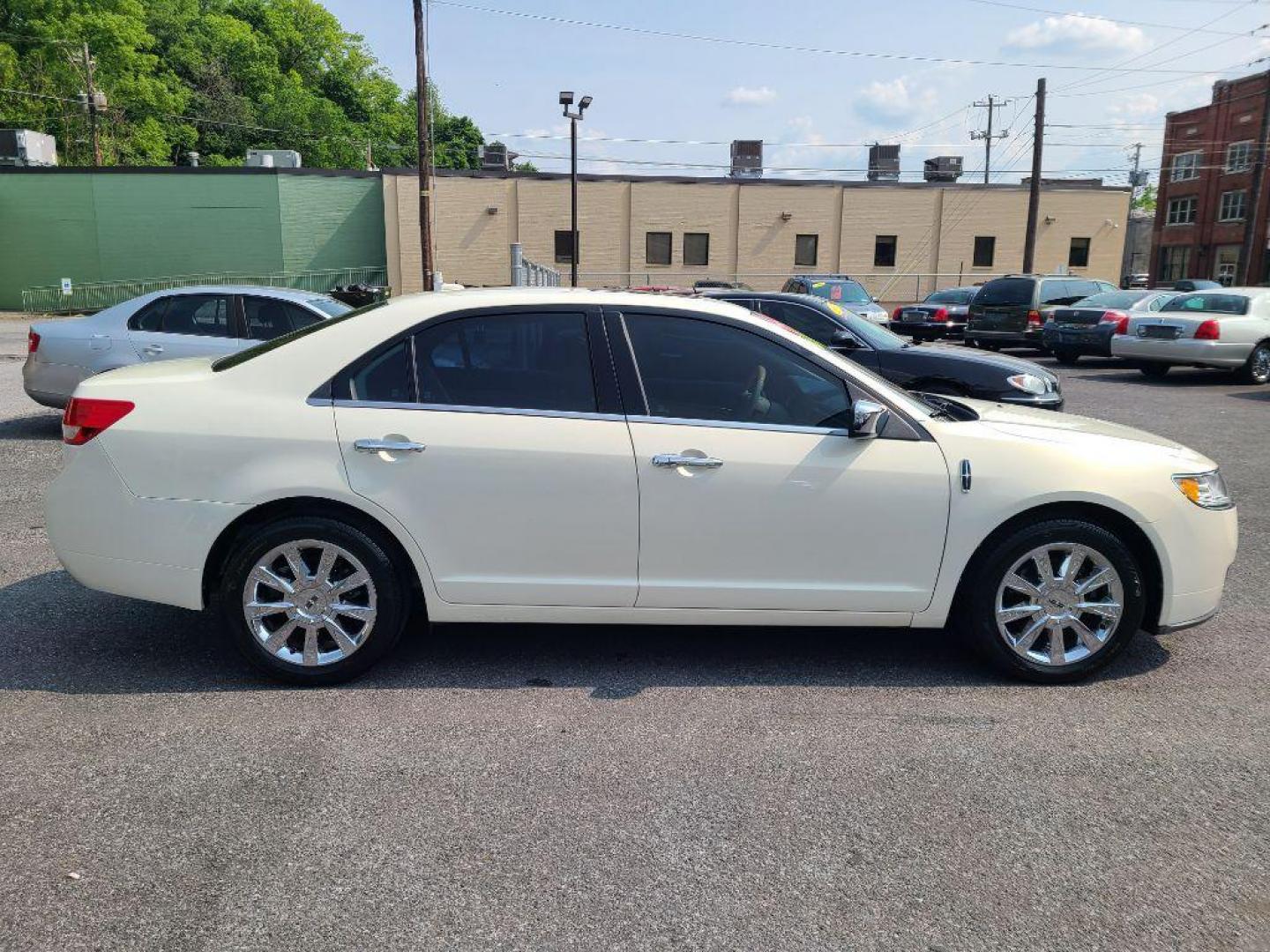 2012 BEIGE LINCOLN MKZ SDN (3LNHL2GC8CR) with an 3.5L engine, Automatic transmission, located at 7981 Paxton Street, Harrisburg, PA, 17111, (717) 561-2926, 40.261490, -76.749229 - WE FINANCE!!! Good Credit/ Bad Credit/ No Credit - ALL Trade-Ins Welcomed!!! ***Guaranteed Credit Approval*** APPLY ONLINE or CALL us TODAY ;) Internet Prices and Marketplace Prices are SPECIAL discounted ***CASH DEALS*** Retail Prices are higher. Please call us to discuss your cash and finan - Photo#5