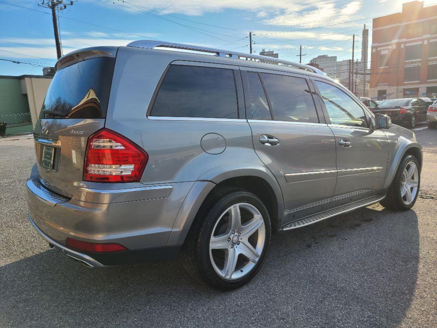 2012 GRAY MERCEDES-BENZ GL 550 550 4MATIC (4JGBF8GEXCA) with an 5.5L engine, Automatic transmission, located at 7981 Paxton Street, Harrisburg, PA, 17111, (717) 561-2926, 40.261490, -76.749229 - WE FINANCE!!! Good Credit/ Bad Credit/ No Credit - ALL Trade-Ins Welcomed!!! ***Guaranteed Credit Approval*** APPLY ONLINE or CALL us TODAY ;) Internet Prices and Marketplace Prices are SPECIAL discounted ***CASH DEALS*** Retail Prices are higher. Please call us to discuss your cash and finan - Photo#3