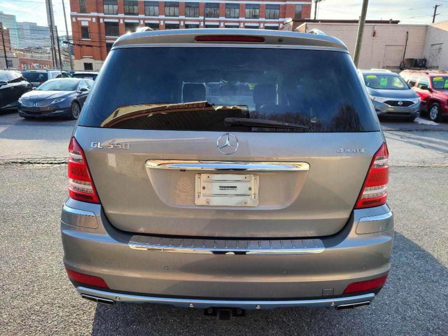 2012 GRAY MERCEDES-BENZ GL 550 550 4MATIC (4JGBF8GEXCA) with an 5.5L engine, Automatic transmission, located at 7981 Paxton Street, Harrisburg, PA, 17111, (717) 561-2926, 40.261490, -76.749229 - WE FINANCE!!! Good Credit/ Bad Credit/ No Credit - ALL Trade-Ins Welcomed!!! ***Guaranteed Credit Approval*** APPLY ONLINE or CALL us TODAY ;) Internet Prices and Marketplace Prices are SPECIAL discounted ***CASH DEALS*** Retail Prices are higher. Please call us to discuss your cash and finan - Photo#5