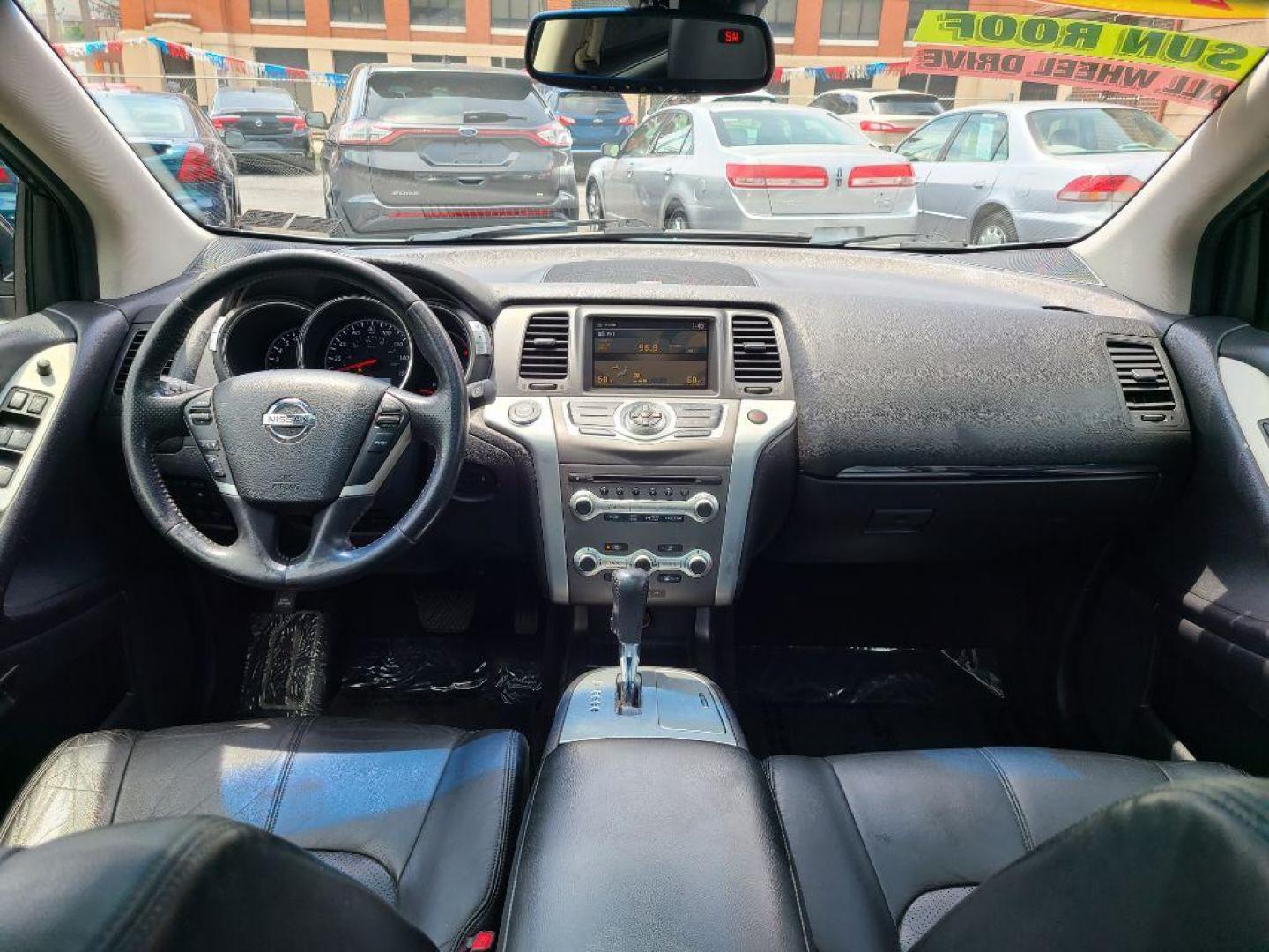 2012 SILVER NISSAN MURANO SL (JN8AZ1MW2CW) with an 3.5L engine, Continuously Variable transmission, located at 117 North Cameron Street, Harrisburg, PA, 17101, (717) 963-8962, 40.266762, -76.875259 - WE FINANCE!!! Good Credit/ Bad Credit/ No Credit - ALL Trade-Ins Welcomed!!! ***Guaranteed Credit Approval*** APPLY ONLINE or CALL us TODAY ;) Internet Prices and Marketplace Prices are SPECIAL discounted ***CASH DEALS*** Retail Prices are higher. Please call us to discuss your cash and finan - Photo#11