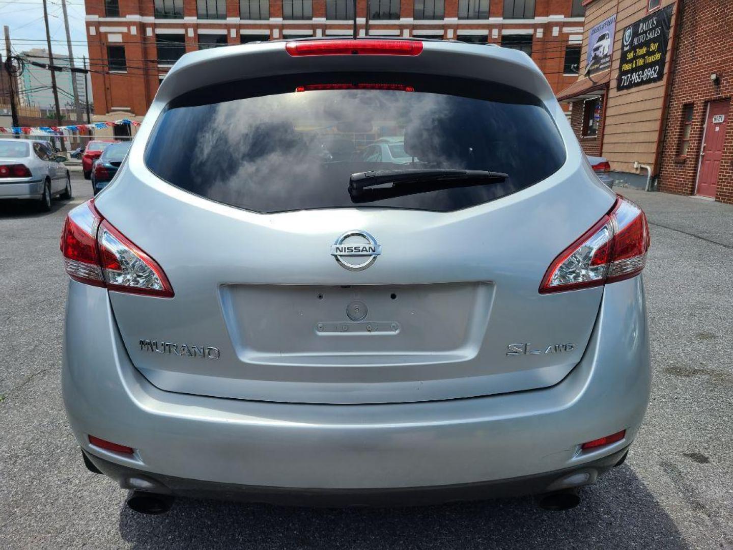 2012 SILVER NISSAN MURANO SL (JN8AZ1MW2CW) with an 3.5L engine, Continuously Variable transmission, located at 117 North Cameron Street, Harrisburg, PA, 17101, (717) 963-8962, 40.266762, -76.875259 - WE FINANCE!!! Good Credit/ Bad Credit/ No Credit - ALL Trade-Ins Welcomed!!! ***Guaranteed Credit Approval*** APPLY ONLINE or CALL us TODAY ;) Internet Prices and Marketplace Prices are SPECIAL discounted ***CASH DEALS*** Retail Prices are higher. Please call us to discuss your cash and finan - Photo#3