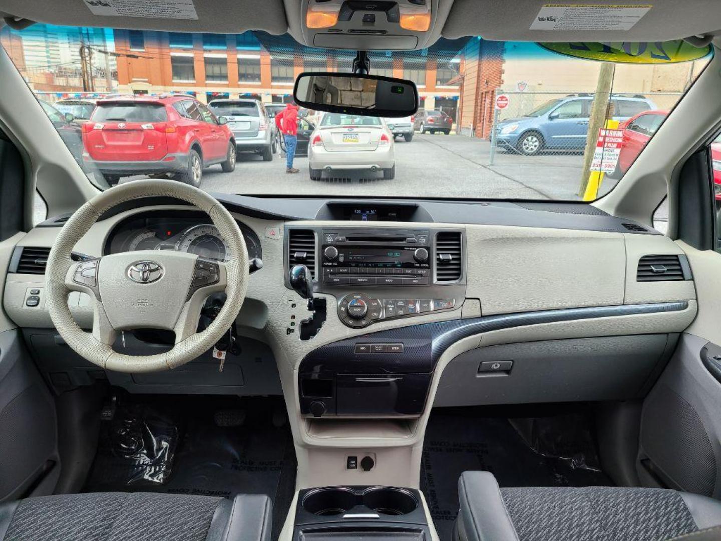 2012 WHITE TOYOTA SIENNA SPORT (5TDXK3DC8CS) with an 3.5L engine, Automatic transmission, located at 117 North Cameron Street, Harrisburg, PA, 17101, (717) 963-8962, 40.266762, -76.875259 - WE FINANCE!!! Good Credit/ Bad Credit/ No Credit - ALL Trade-Ins Welcomed!!! ***Guaranteed Credit Approval*** APPLY ONLINE or CALL us TODAY ;) Internet Prices and Marketplace Prices are SPECIAL discounted ***CASH DEALS*** Retail Prices are higher. Please call us to discuss your cash and finan - Photo#10