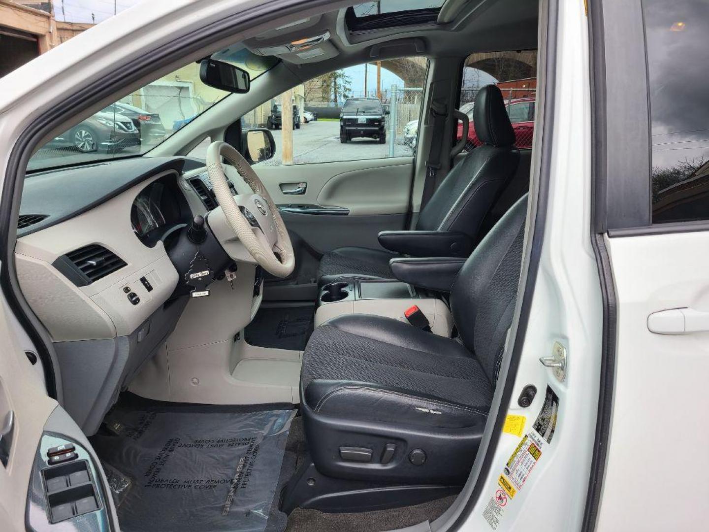 2012 WHITE TOYOTA SIENNA SPORT (5TDXK3DC8CS) with an 3.5L engine, Automatic transmission, located at 117 North Cameron Street, Harrisburg, PA, 17101, (717) 963-8962, 40.266762, -76.875259 - WE FINANCE!!! Good Credit/ Bad Credit/ No Credit - ALL Trade-Ins Welcomed!!! ***Guaranteed Credit Approval*** APPLY ONLINE or CALL us TODAY ;) Internet Prices and Marketplace Prices are SPECIAL discounted ***CASH DEALS*** Retail Prices are higher. Please call us to discuss your cash and finan - Photo#16