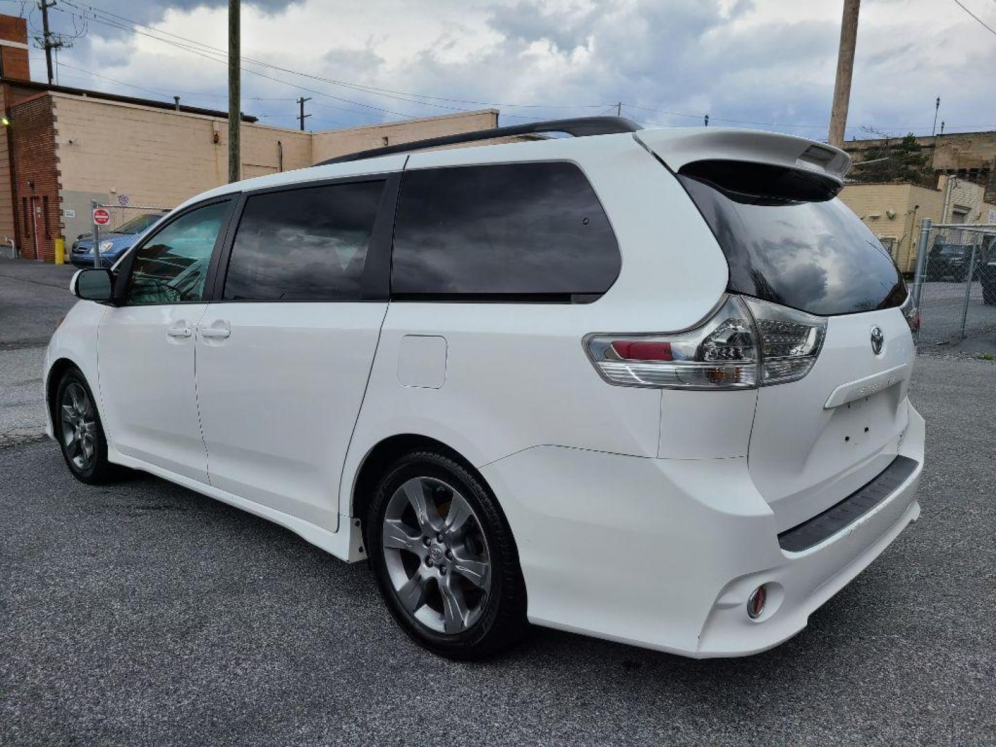 2012 WHITE TOYOTA SIENNA SPORT (5TDXK3DC8CS) with an 3.5L engine, Automatic transmission, located at 117 North Cameron Street, Harrisburg, PA, 17101, (717) 963-8962, 40.266762, -76.875259 - WE FINANCE!!! Good Credit/ Bad Credit/ No Credit - ALL Trade-Ins Welcomed!!! ***Guaranteed Credit Approval*** APPLY ONLINE or CALL us TODAY ;) Internet Prices and Marketplace Prices are SPECIAL discounted ***CASH DEALS*** Retail Prices are higher. Please call us to discuss your cash and finan - Photo#2