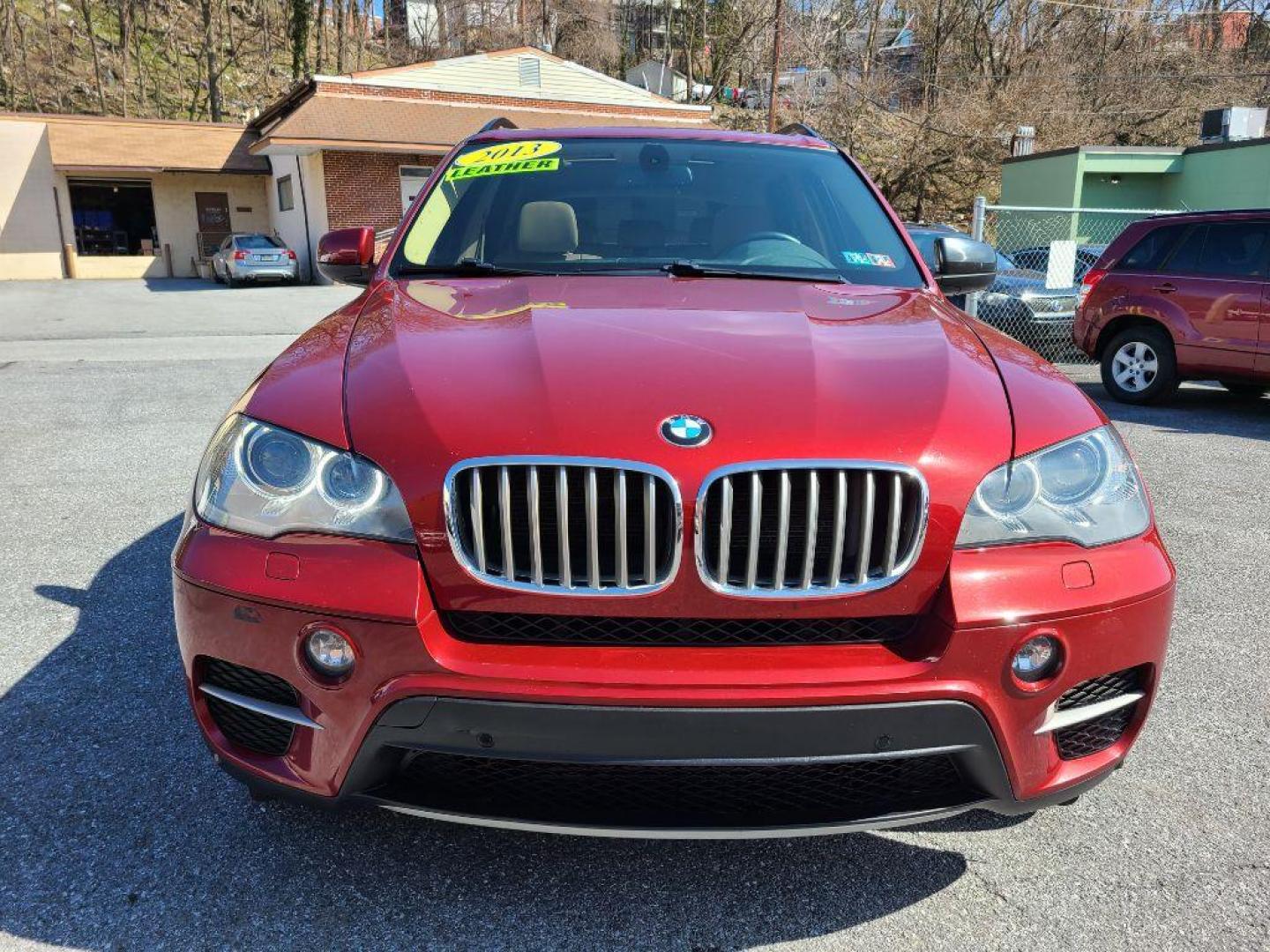 2013 RED BMW X5 XDRIVE35I (5UXZV4C59D0) with an 3.0L engine, Automatic transmission, located at 117 North Cameron Street, Harrisburg, PA, 17101, (717) 963-8962, 40.266762, -76.875259 - WE FINANCE!!! Good Credit/ Bad Credit/ No Credit - ALL Trade-Ins Welcomed!!! ***Guaranteed Credit Approval*** APPLY ONLINE or CALL us TODAY ;) Internet Prices and Marketplace Prices are SPECIAL discounted ***CASH DEALS*** Retail Prices are higher. Please call us to discuss your cash and finan - Photo#7