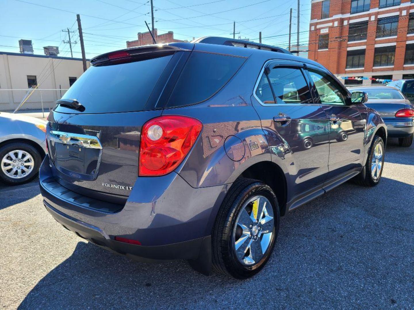 2013 BLUE CHEVROLET EQUINOX LT (2GNFLNEK9D6) with an 2.4L engine, Automatic transmission, located at 117 North Cameron Street, Harrisburg, PA, 17101, (717) 963-8962, 40.266762, -76.875259 - WE FINANCE!!! Good Credit/ Bad Credit/ No Credit - ALL Trade-Ins Welcomed!!! ***Guaranteed Credit Approval*** APPLY ONLINE or CALL us TODAY ;) Internet Prices and Marketplace Prices are SPECIAL discounted ***CASH DEALS*** Retail Prices are higher. Please call us to discuss your cash and finan - Photo#4