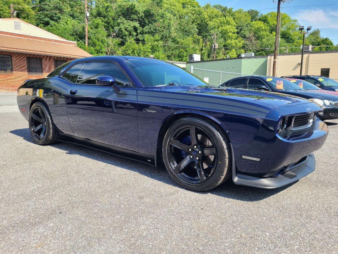 2013 BLUE DODGE CHALLENGER R/T classic (2C3CDYBT3DH) with an 5.7L engine, Automatic transmission, located at 7981 Paxton Street, Harrisburg, PA, 17111, (717) 561-2926, 40.261490, -76.749229 - WE FINANCE!!! Good Credit/ Bad Credit/ No Credit - ALL Trade-Ins Welcomed!!! ***Guaranteed Credit Approval*** APPLY ONLINE or CALL us TODAY ;) Internet Prices and Marketplace Prices are SPECIAL discounted ***CASH DEALS*** Retail Prices are higher. Please call us to discuss your cash and finan - Photo#6